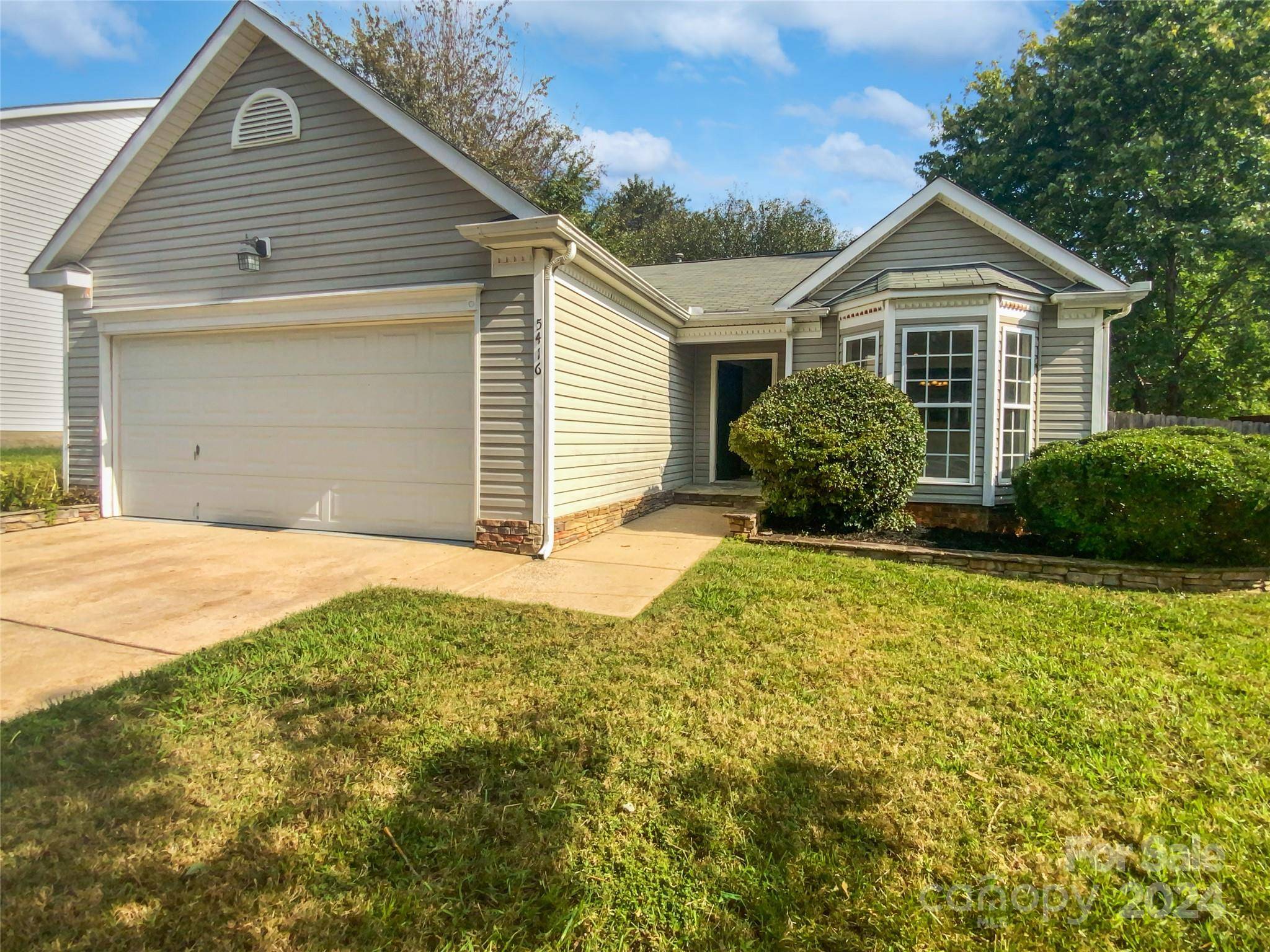 Charlotte, NC 28215,5416 Timbertop LN