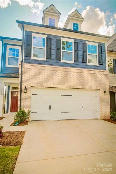 Fort Mill, SC 29708,3005 Patchwork CT