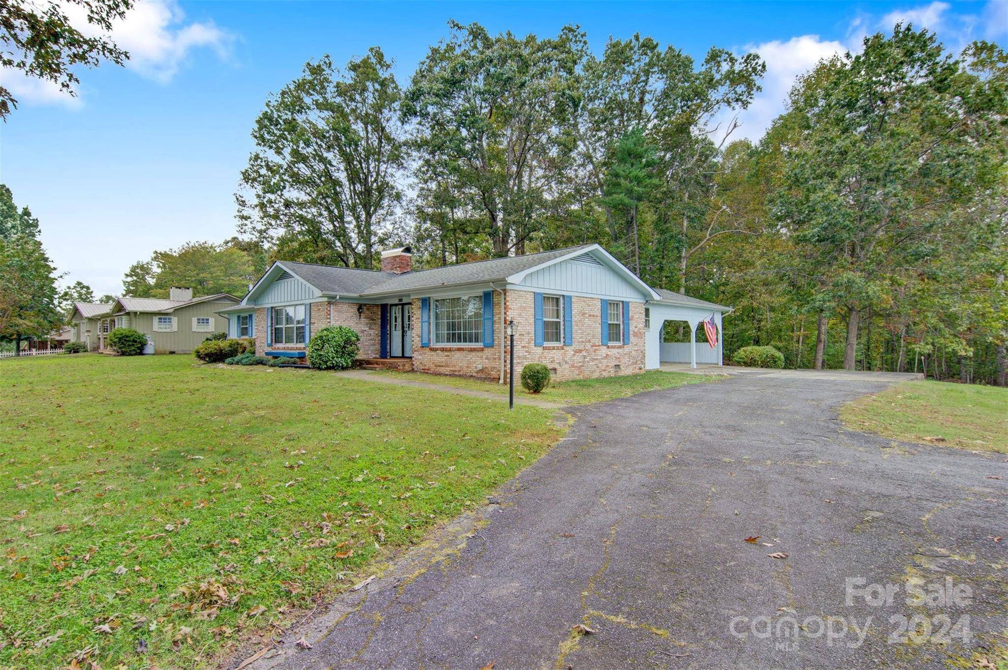 Lenoir, NC 28645,1774 Connelly Springs RD