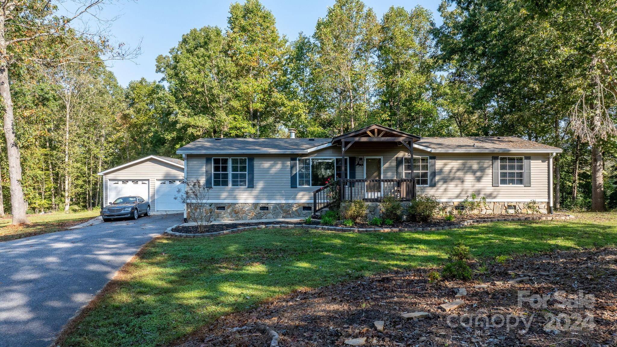 Granite Falls, NC 28630,5450 Pembrooke DR