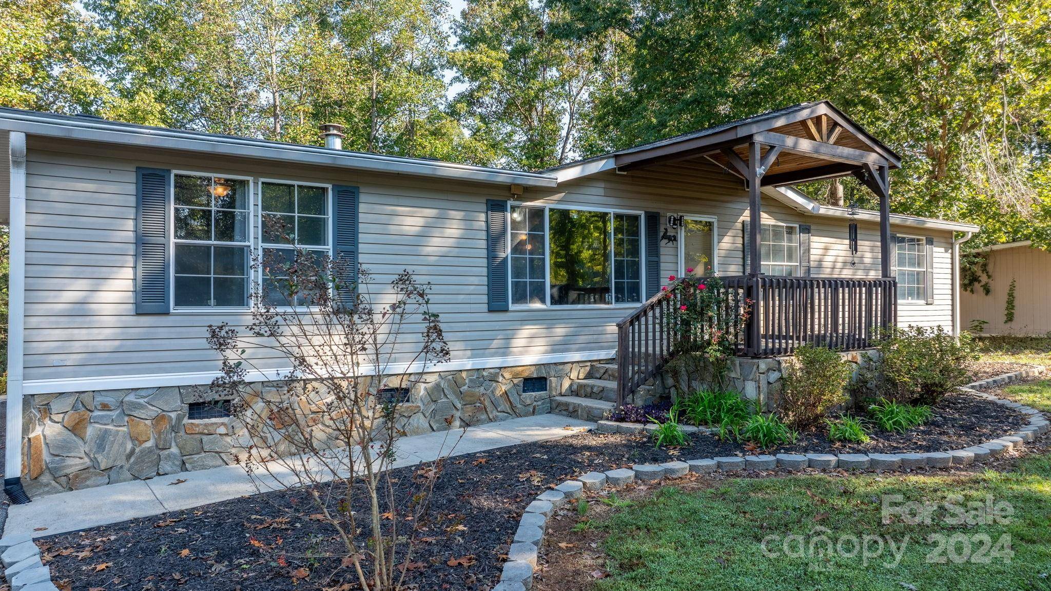 Granite Falls, NC 28630,5450 Pembrooke DR