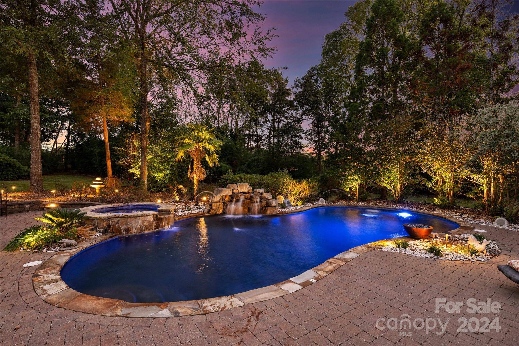 Charlotte, NC 28277,7303 Timberneck CT