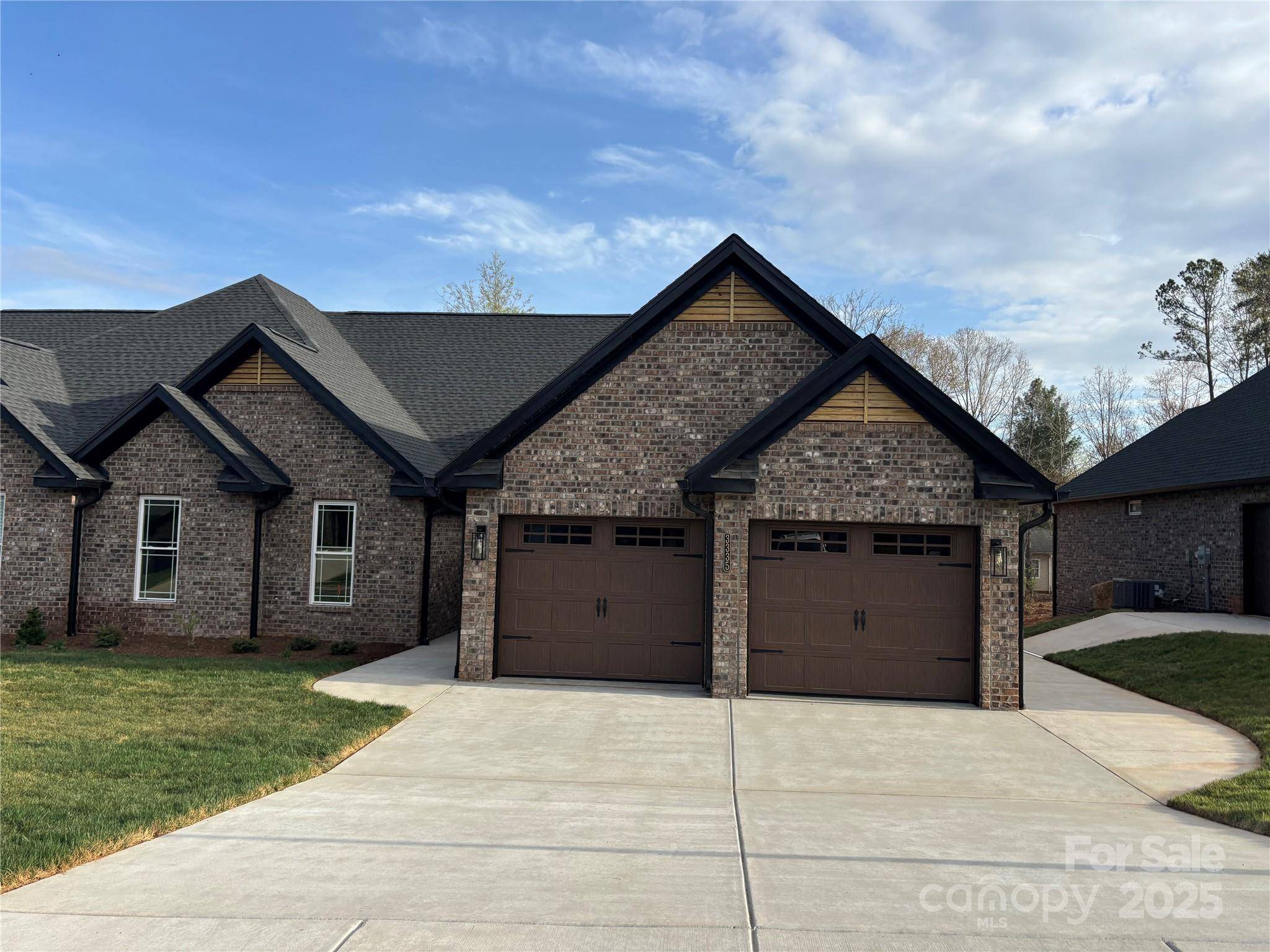 Hickory, NC 28601,3335 48th AVE NE #13B