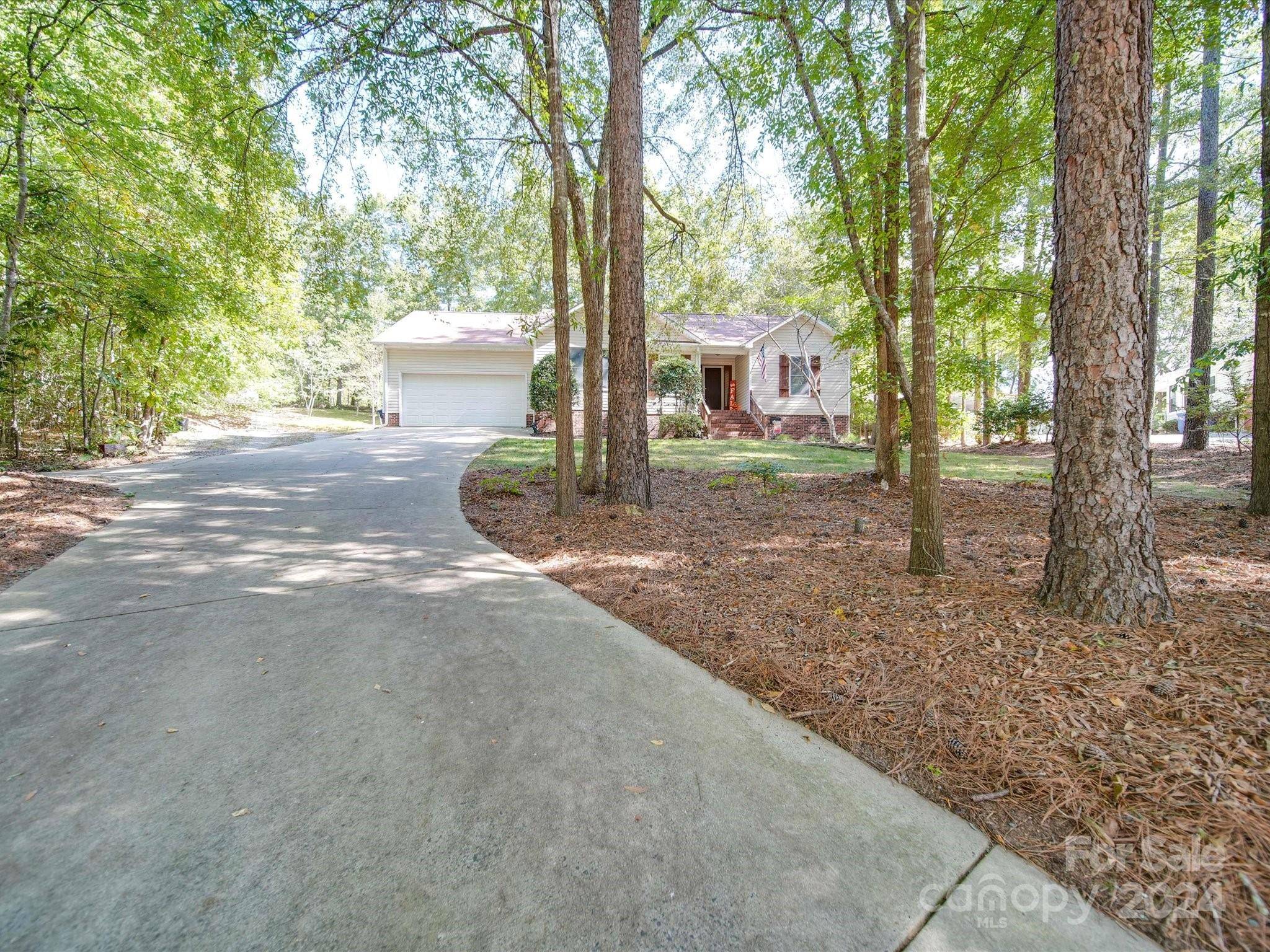 Mount Pleasant, NC 28124,1874 Waldeck CT