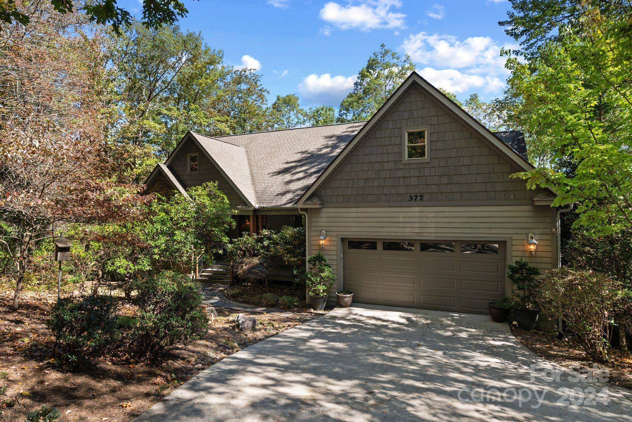Brevard, NC 28712,377 Kanasgowa DR