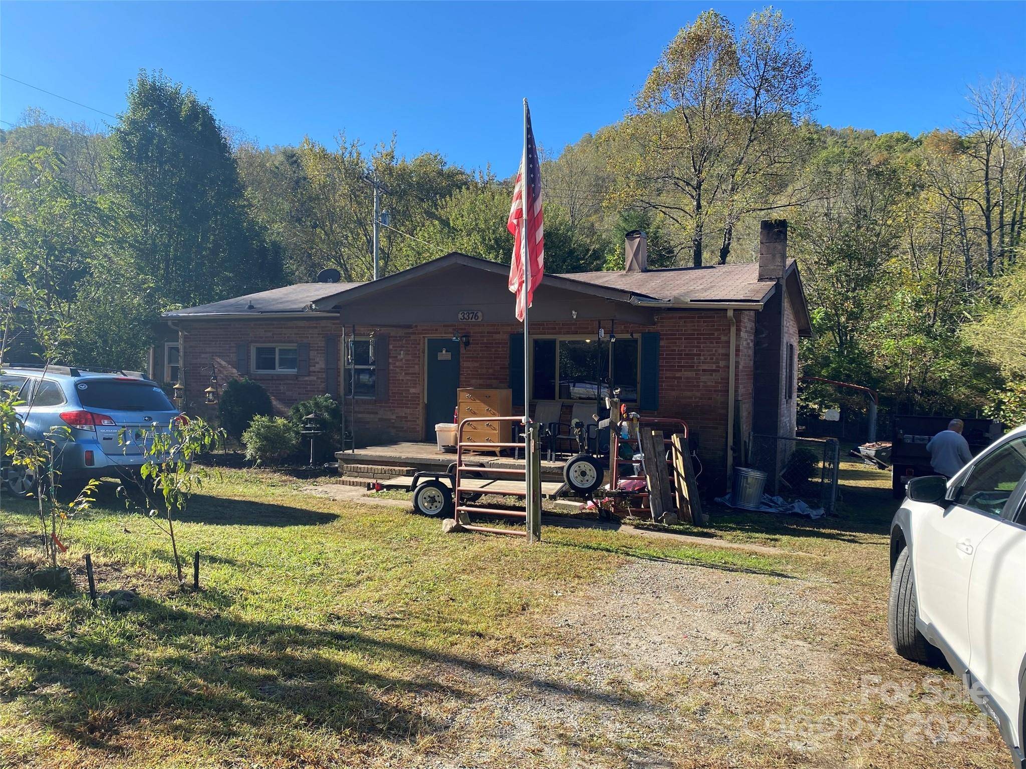 Rosman, NC 28772,3376 Pickens HWY