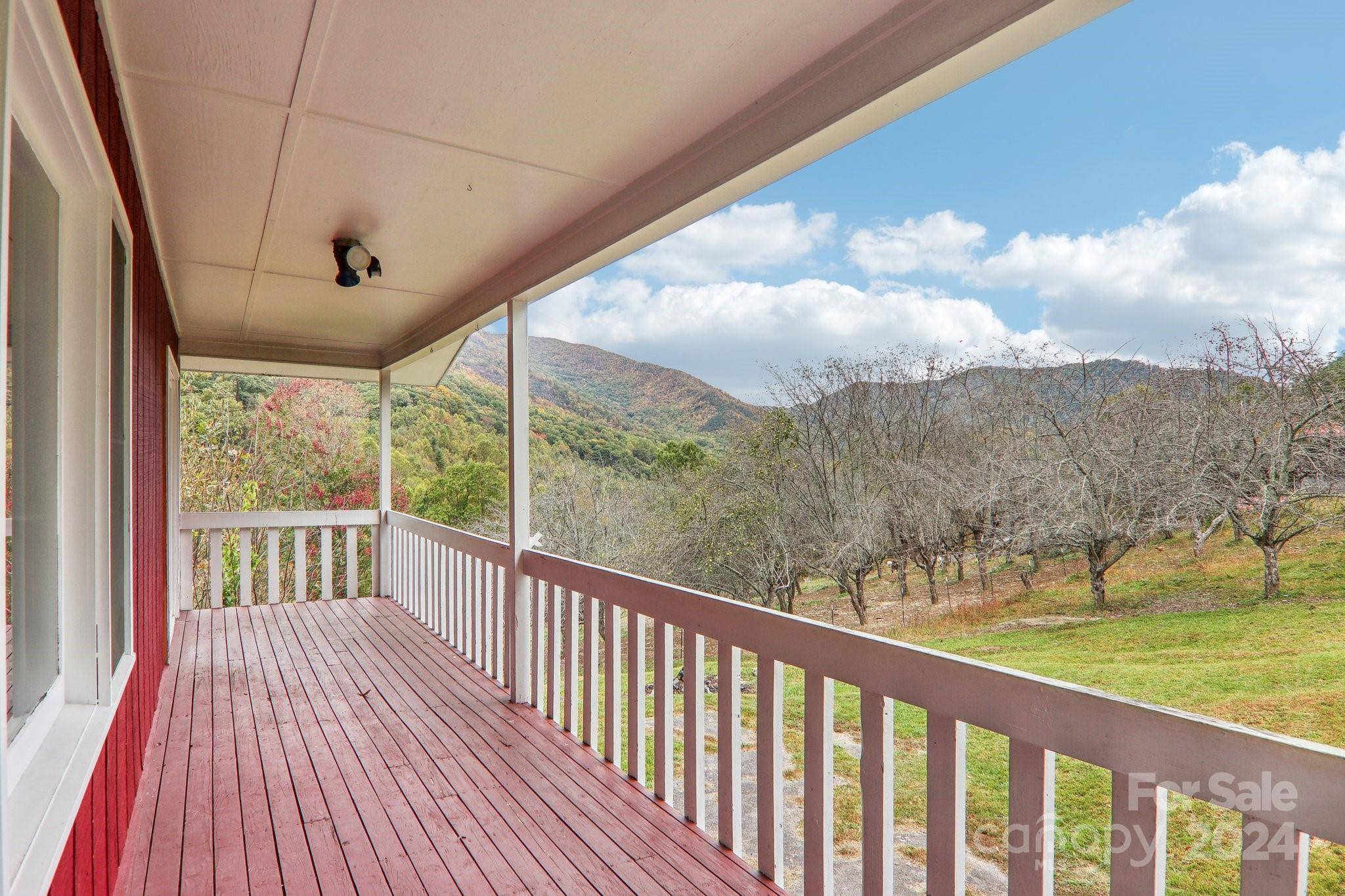 Maggie Valley, NC 28751,43 Rena DR