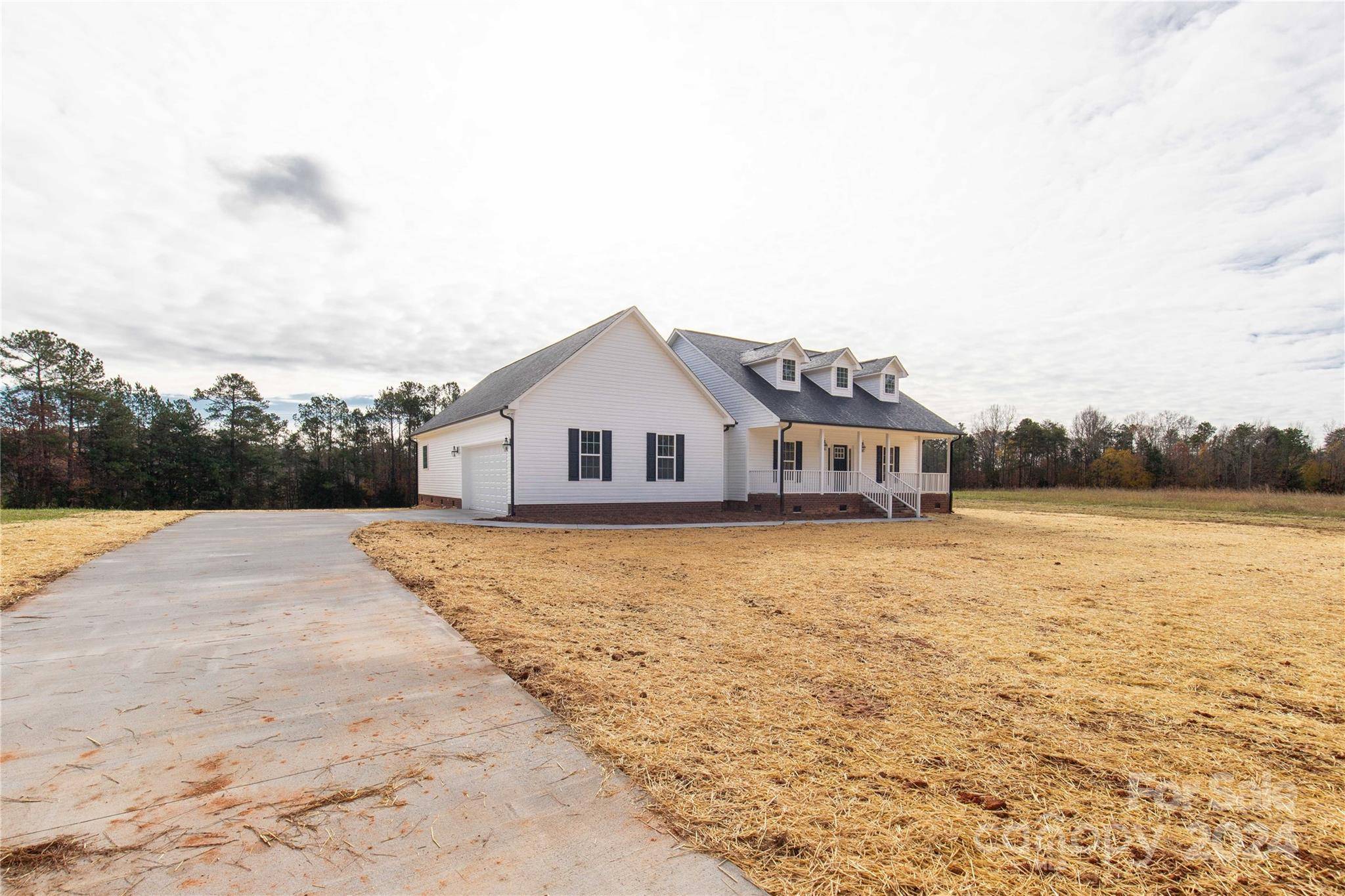 Clover, SC 29710,444 Cedar Grove RD