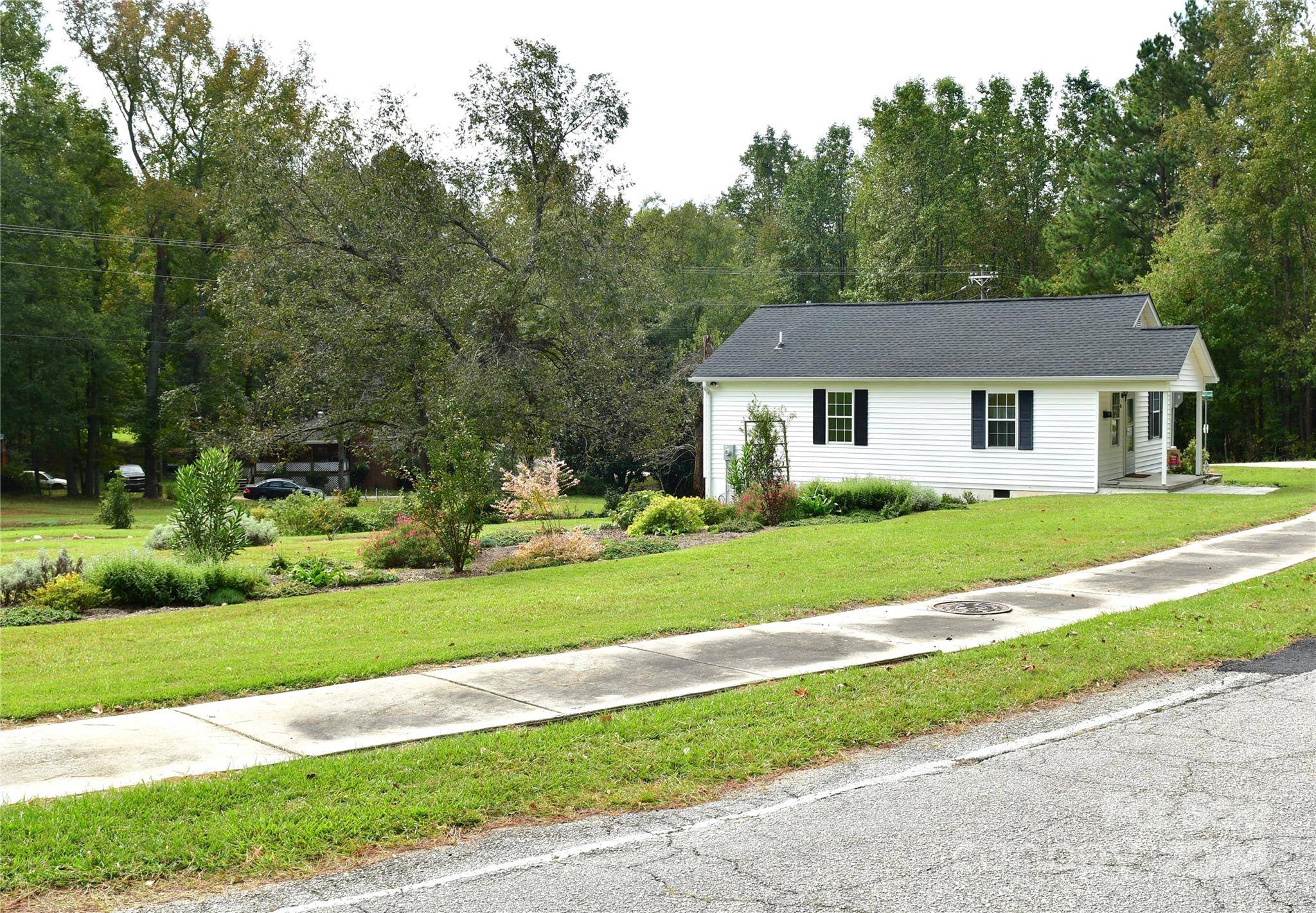 Heath Springs, SC 29058,417 W Perry ST