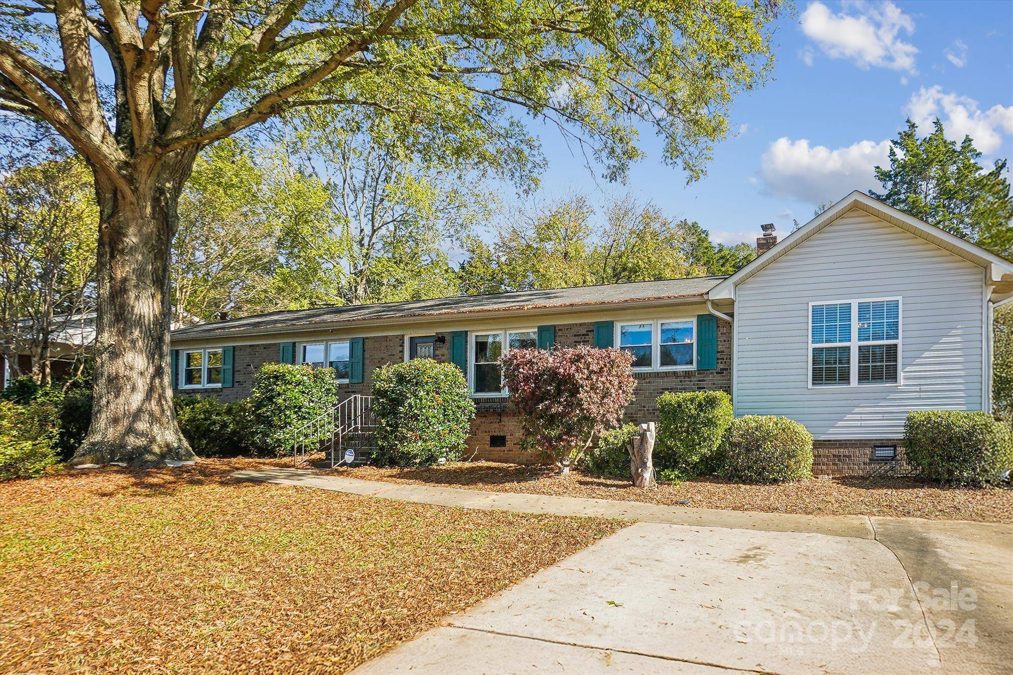 Rock Hill, SC 29732,1924 Lakeview DR