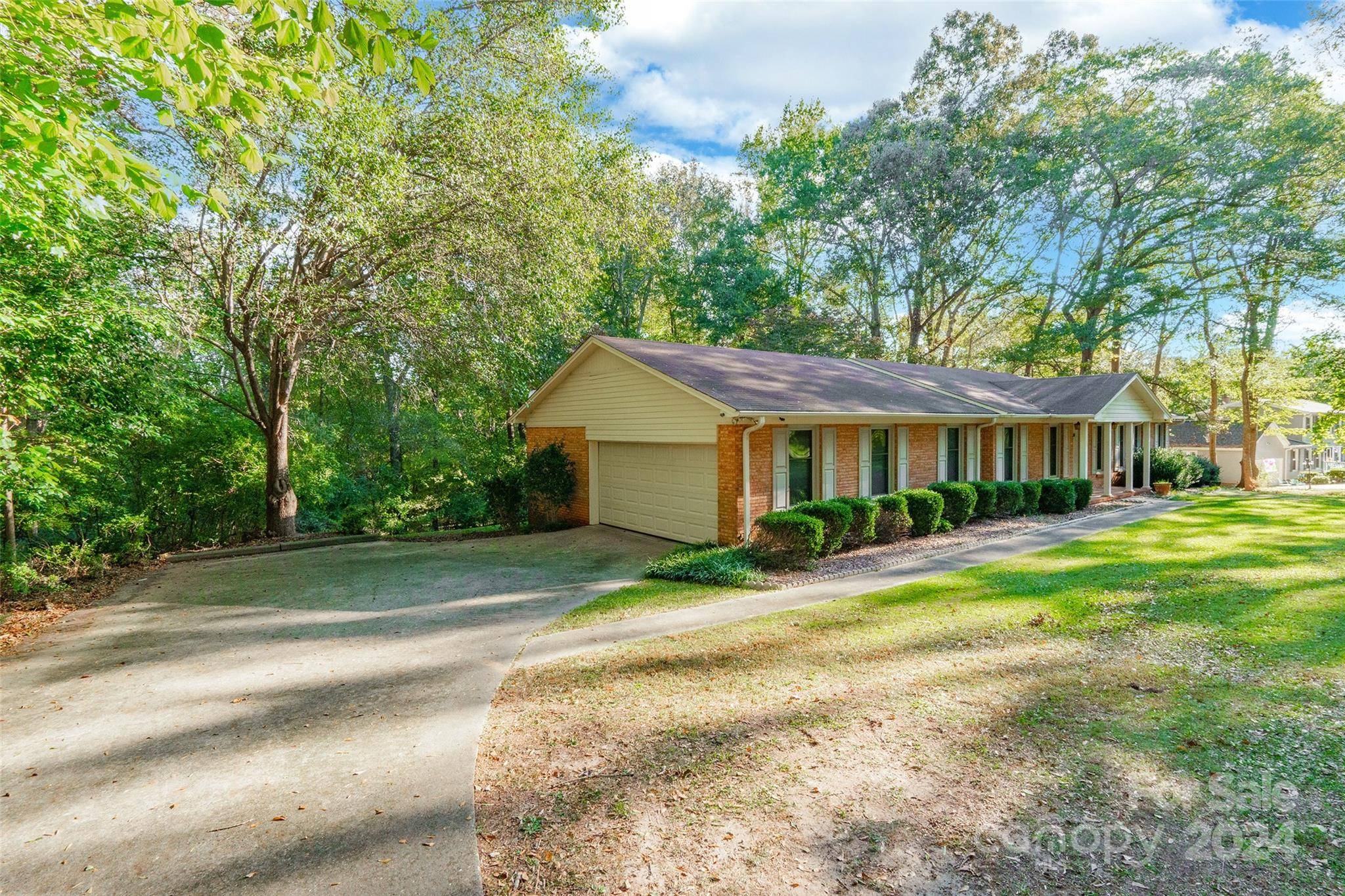 Rock Hill, SC 29732,2482 Westminster DR