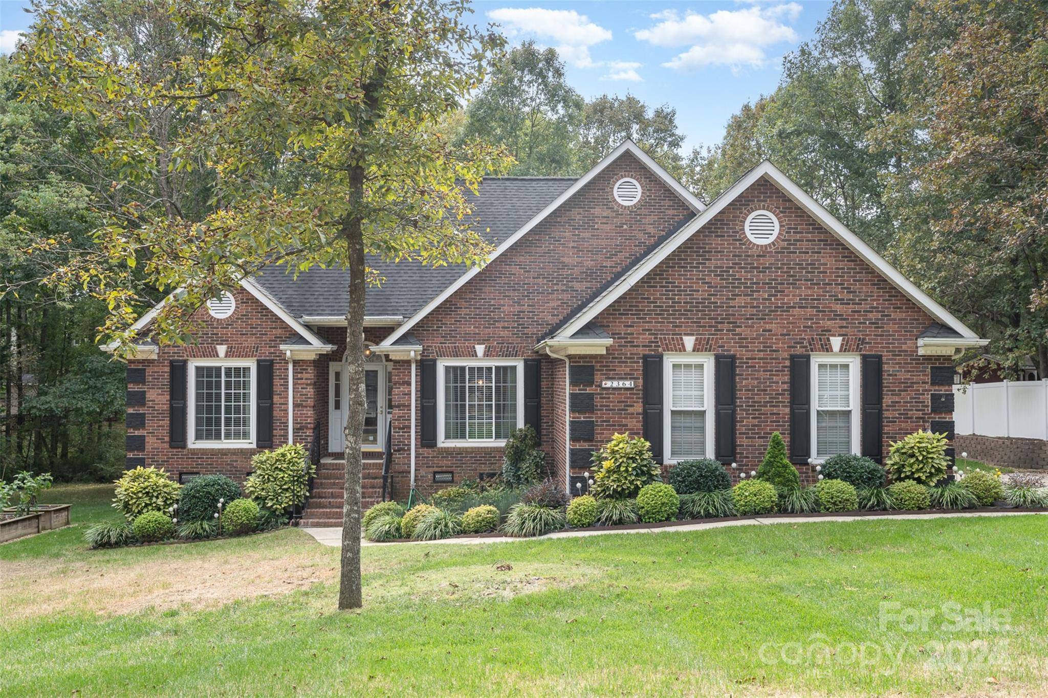 Matthews, NC 28104,2364 Mill House LN