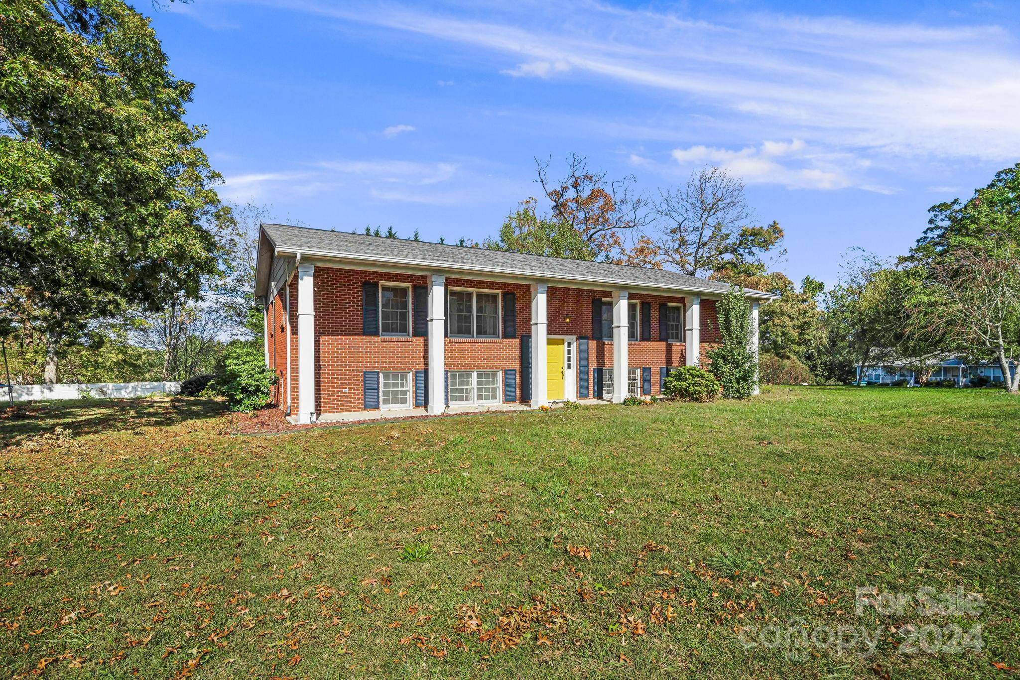 Mills River, NC 28759,69 Regal Knolls DR