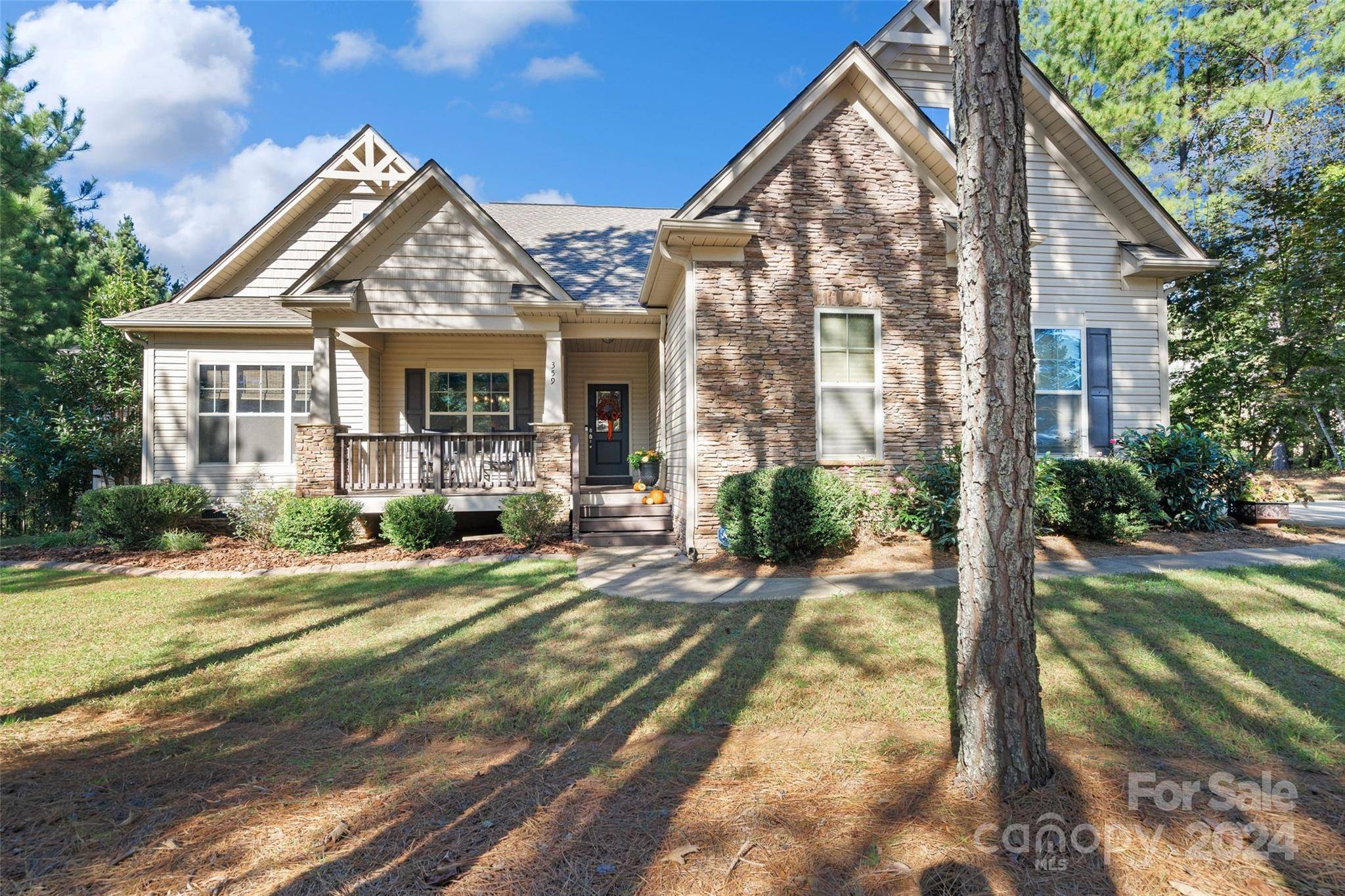 York, SC 29745,359 Lauren Pines DR