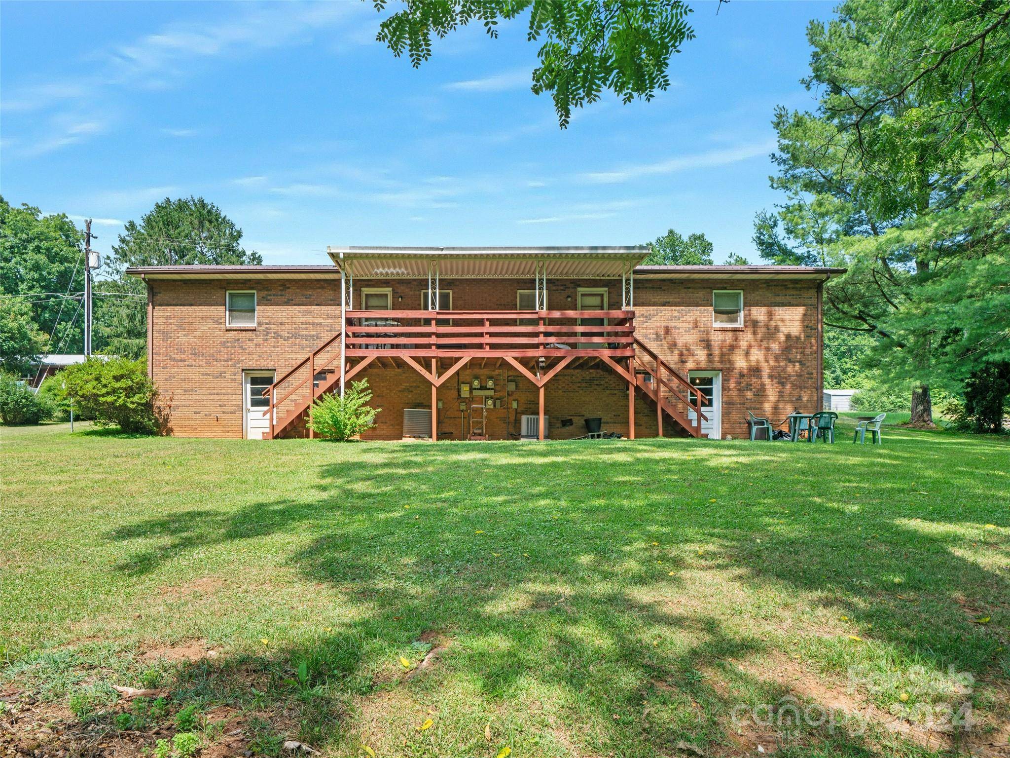 Marion, NC 28752,495 Worley RD
