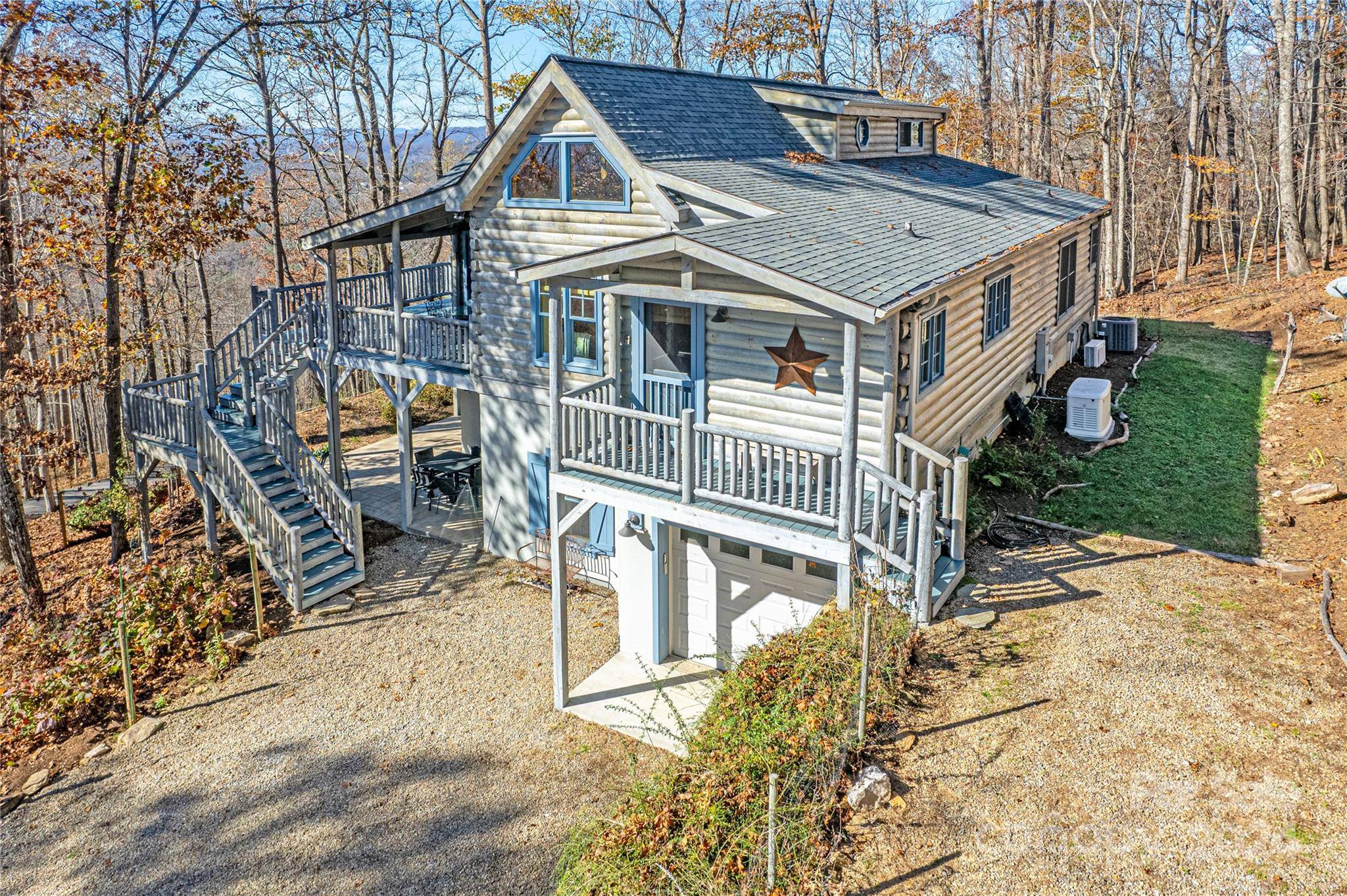 Hendersonville, NC 28792,126 Bradley Ascent CT