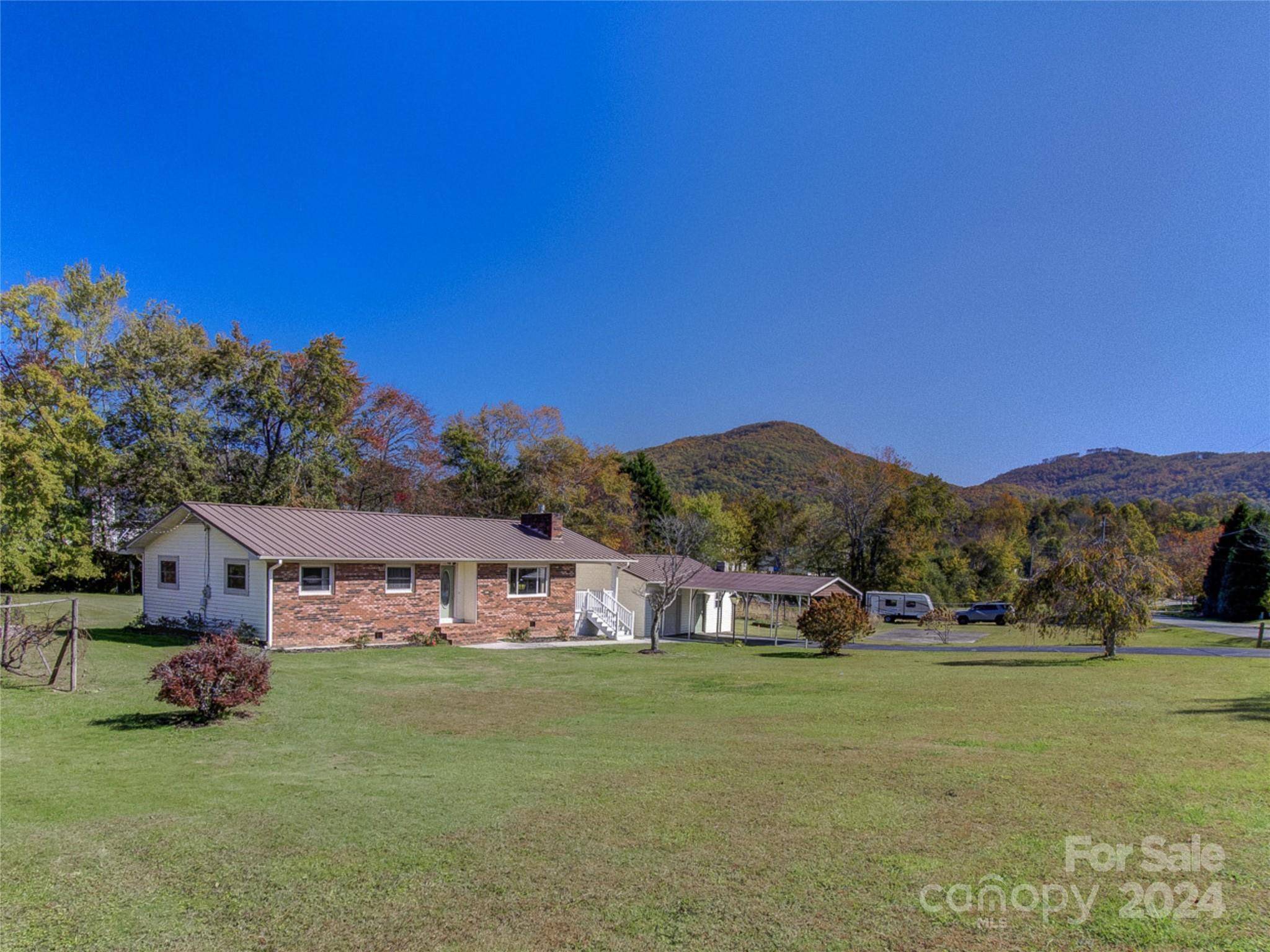 Fletcher, NC 28732,111 Souther RD