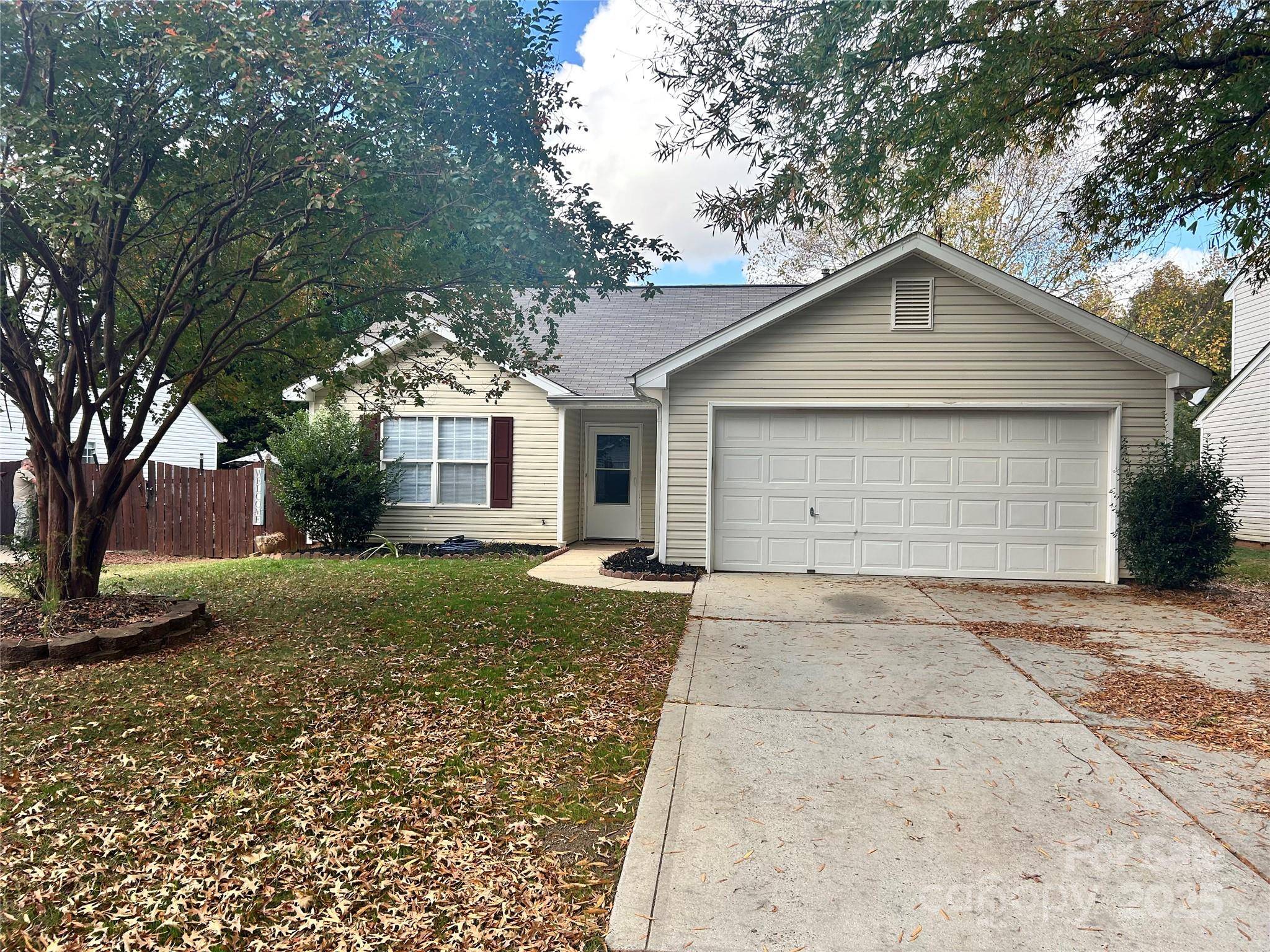 Clover, SC 29710,841 Settlement DR