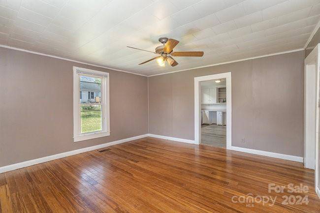 Shelby, NC 28152,127 E Branch AVE