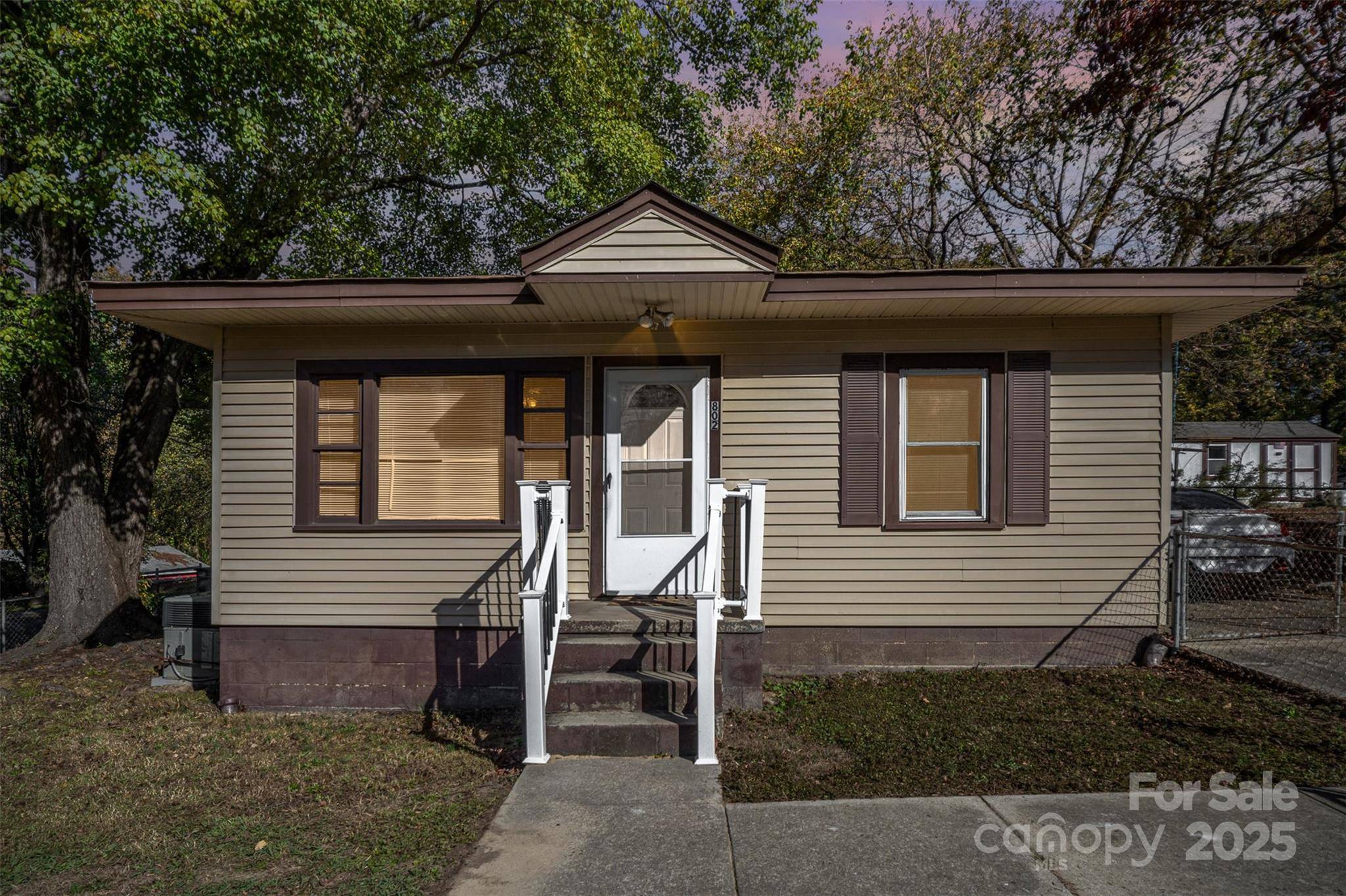 Gastonia, NC 28054,802 E Harrison AVE