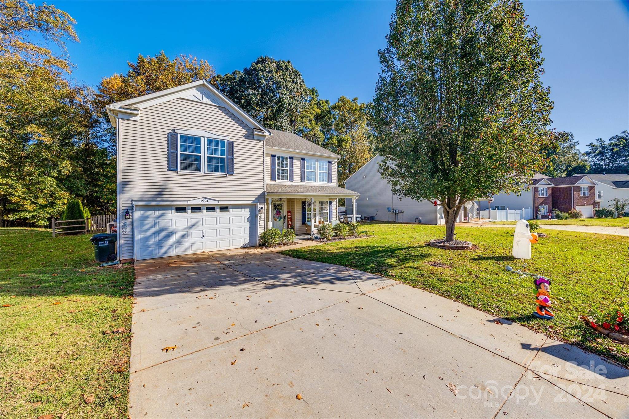 Clover, SC 29710,1921 Leesburg DR