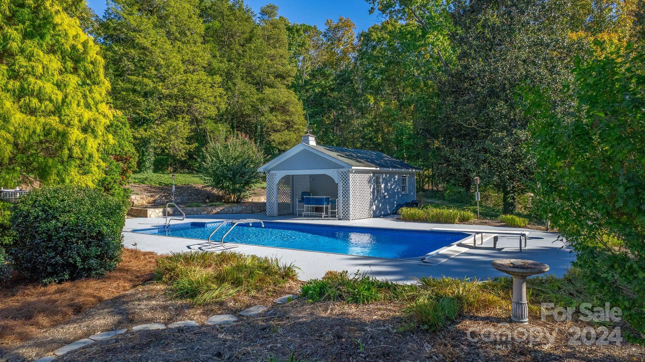Winston Salem, NC 27106,4141 Shattalon DR