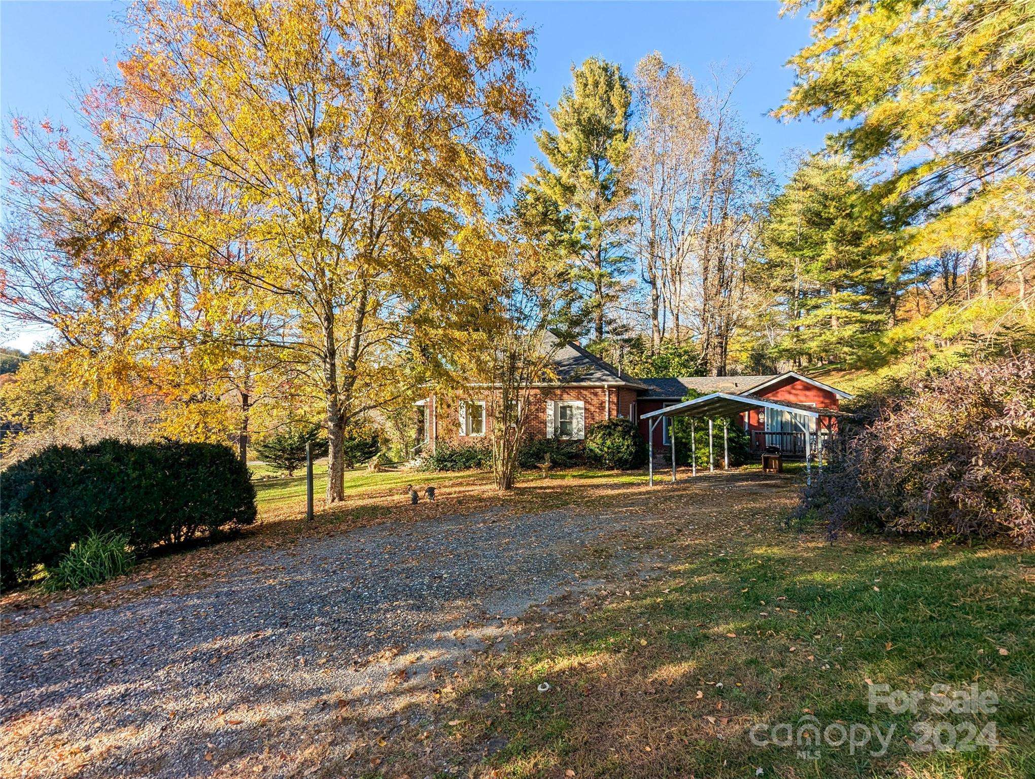 Burnsville, NC 28714,23 Barnetts Knoll