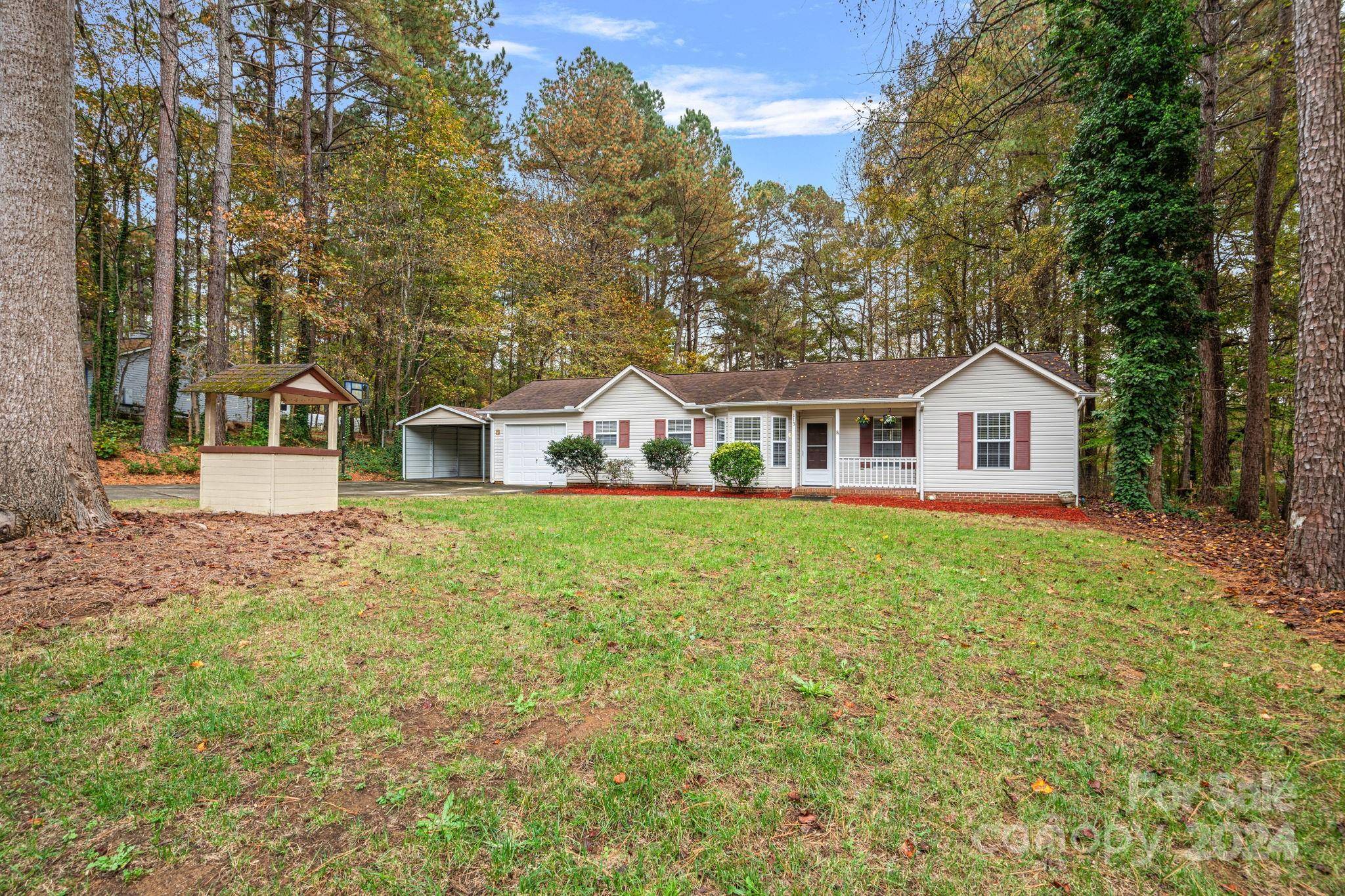 Mooresville, NC 28117,113 Julius LN