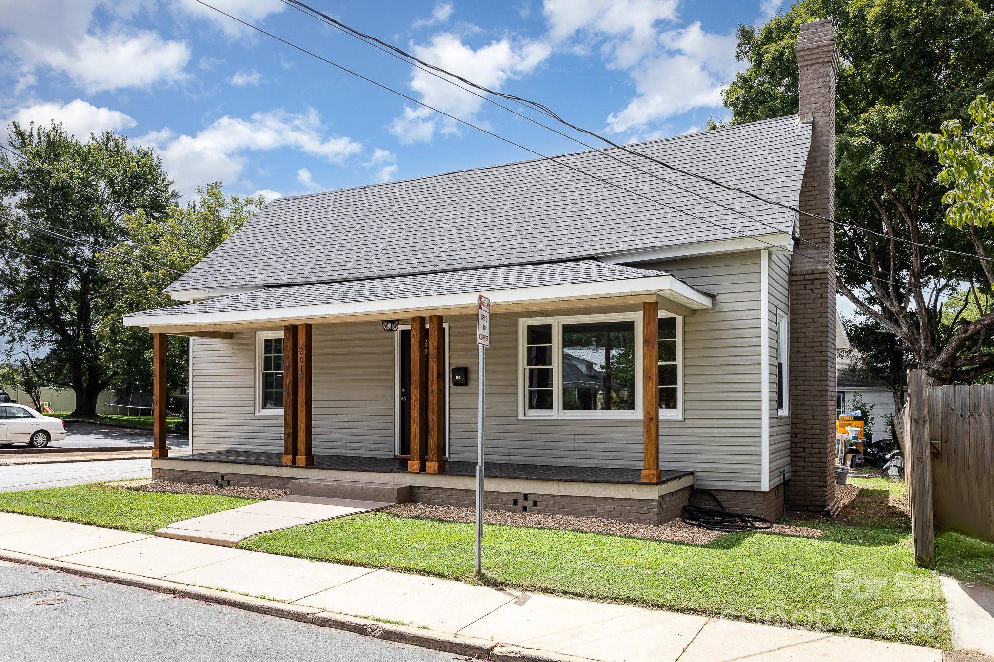 Salisbury, NC 28144,201 Mccubbins ST