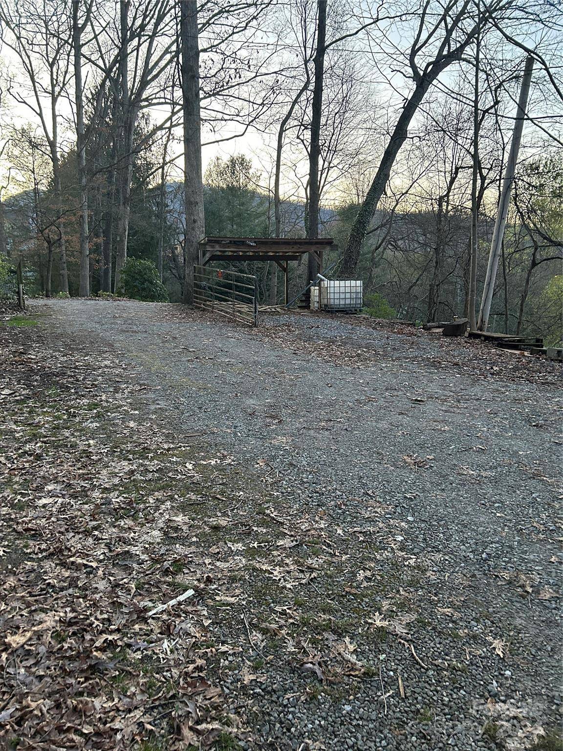 Waynesville, NC 28786,120 Stovall ST