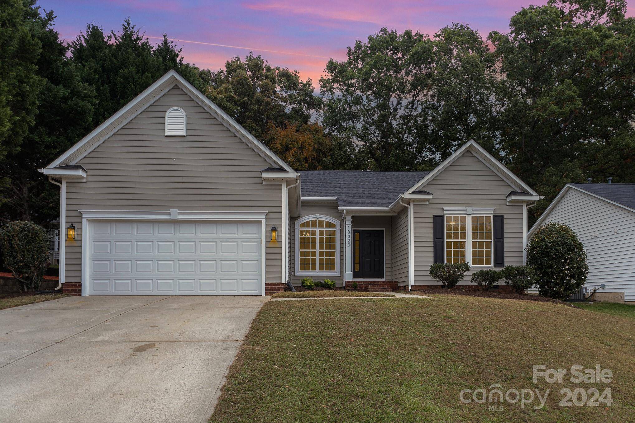 Matthews, NC 28105,13320 Salvo DR
