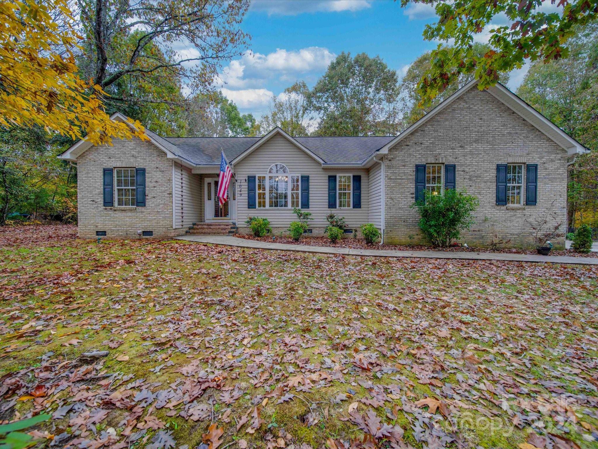 Clover, SC 29710,1049 Riddle Oak LN