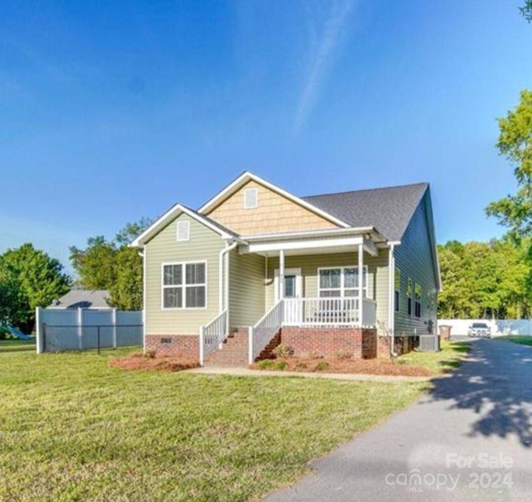 Marshville, NC 28103,905 Forest DR