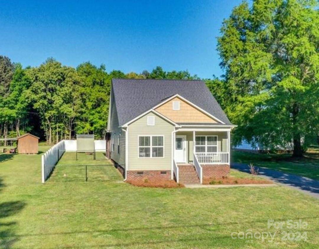 Marshville, NC 28103,905 Forest DR