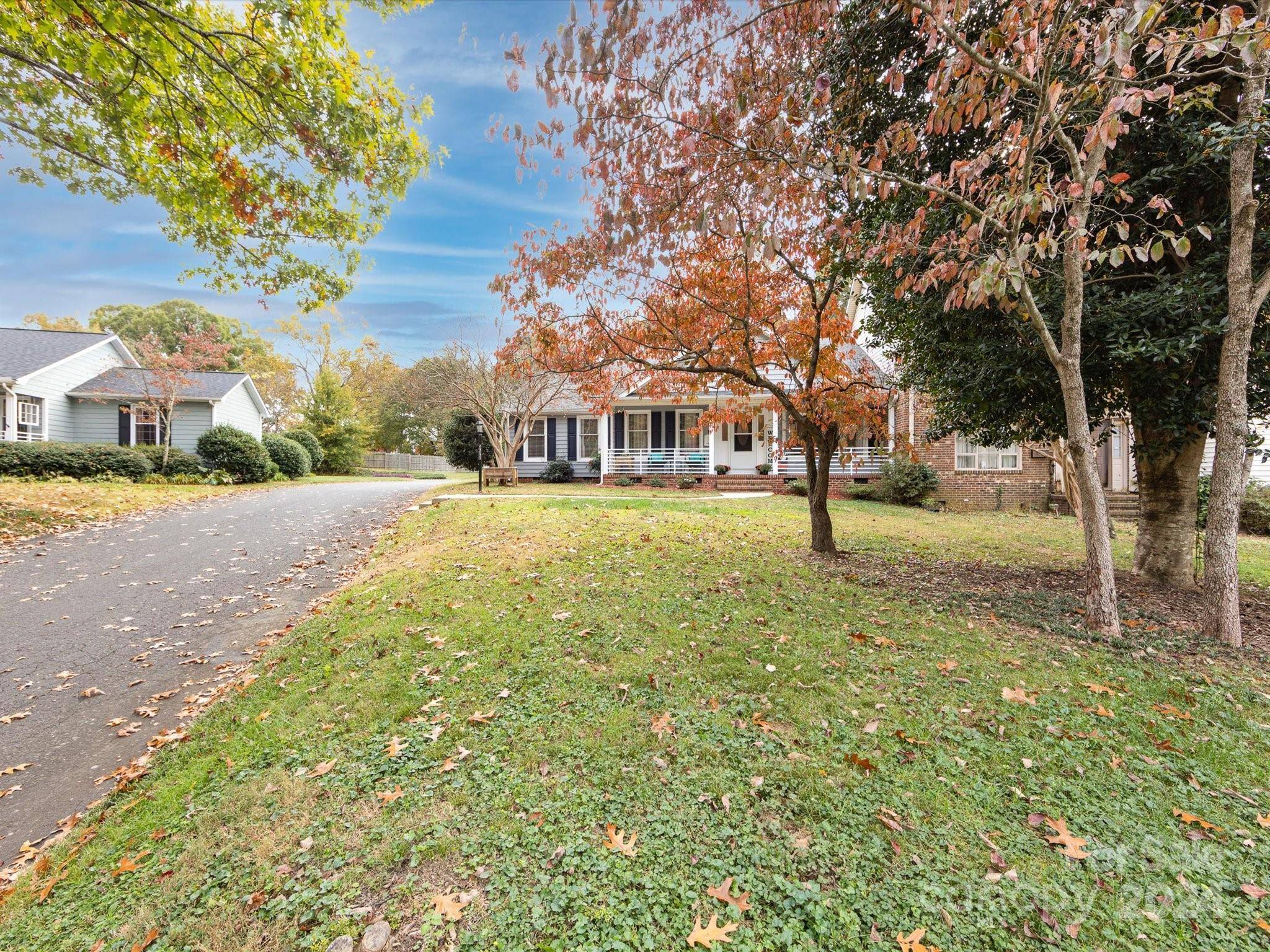 Kannapolis, NC 28081,909 Sprucewood ST