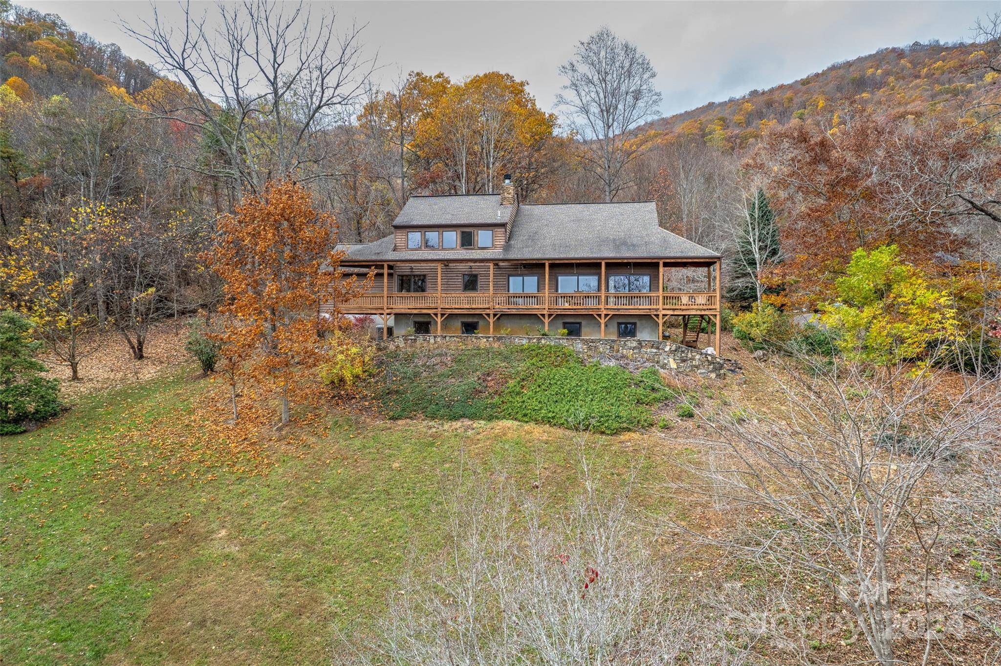 Waynesville, NC 28786,317 Kelly Springs RD