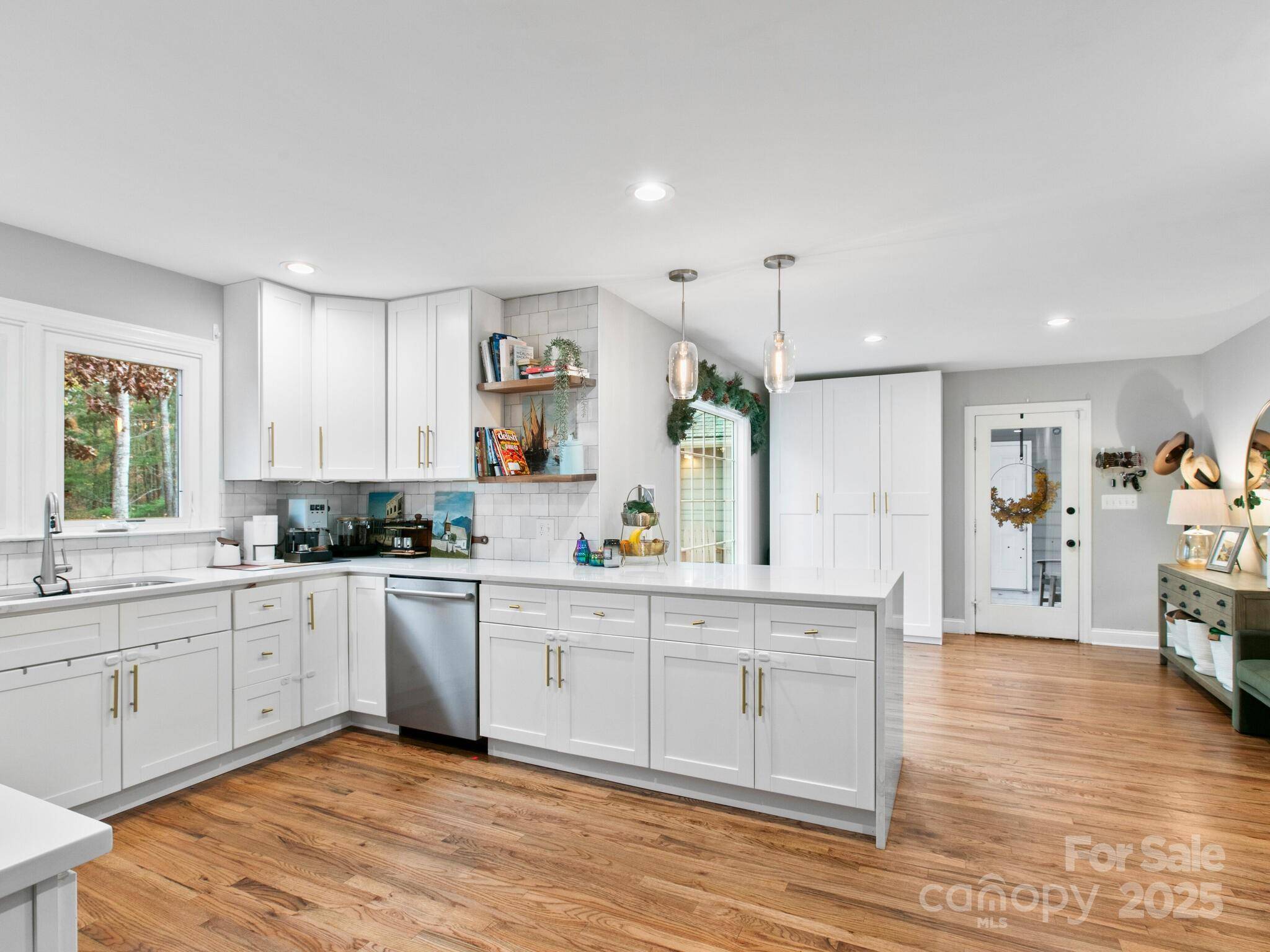 Arden, NC 28704,3 White Rock CT