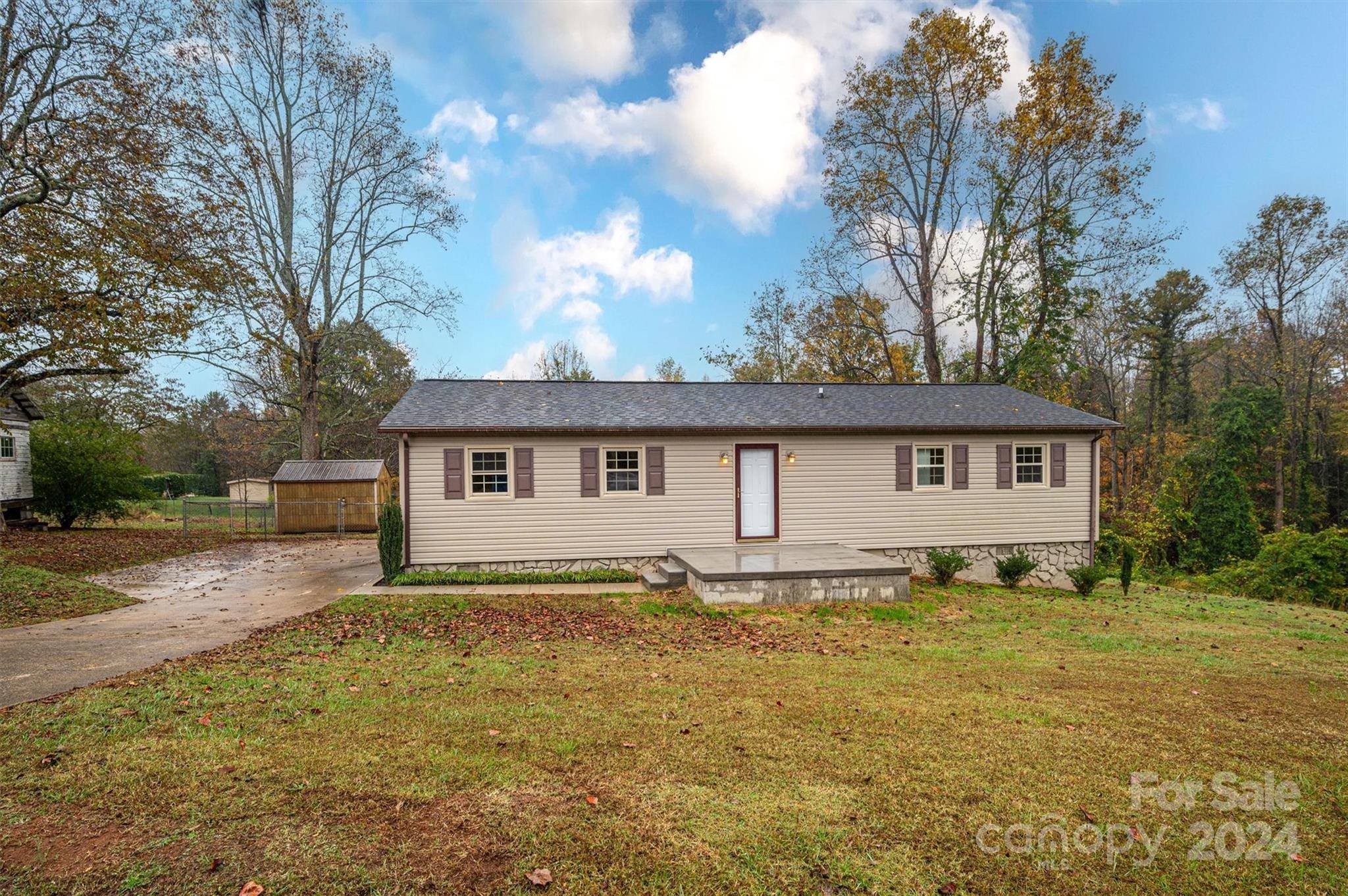 Granite Falls, NC 28630,3 Cline DR