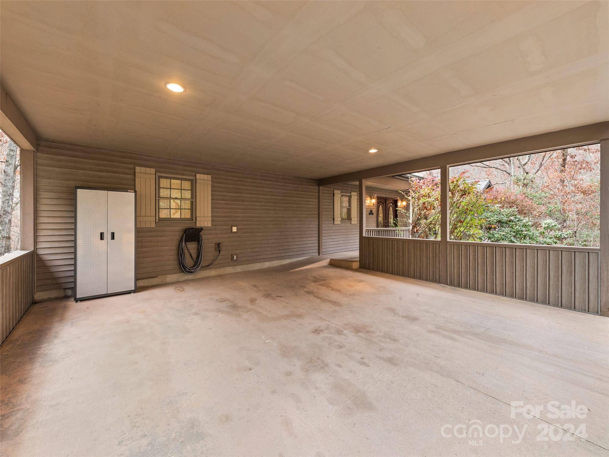 Montreat, NC 28757,97 Shenandoah TER