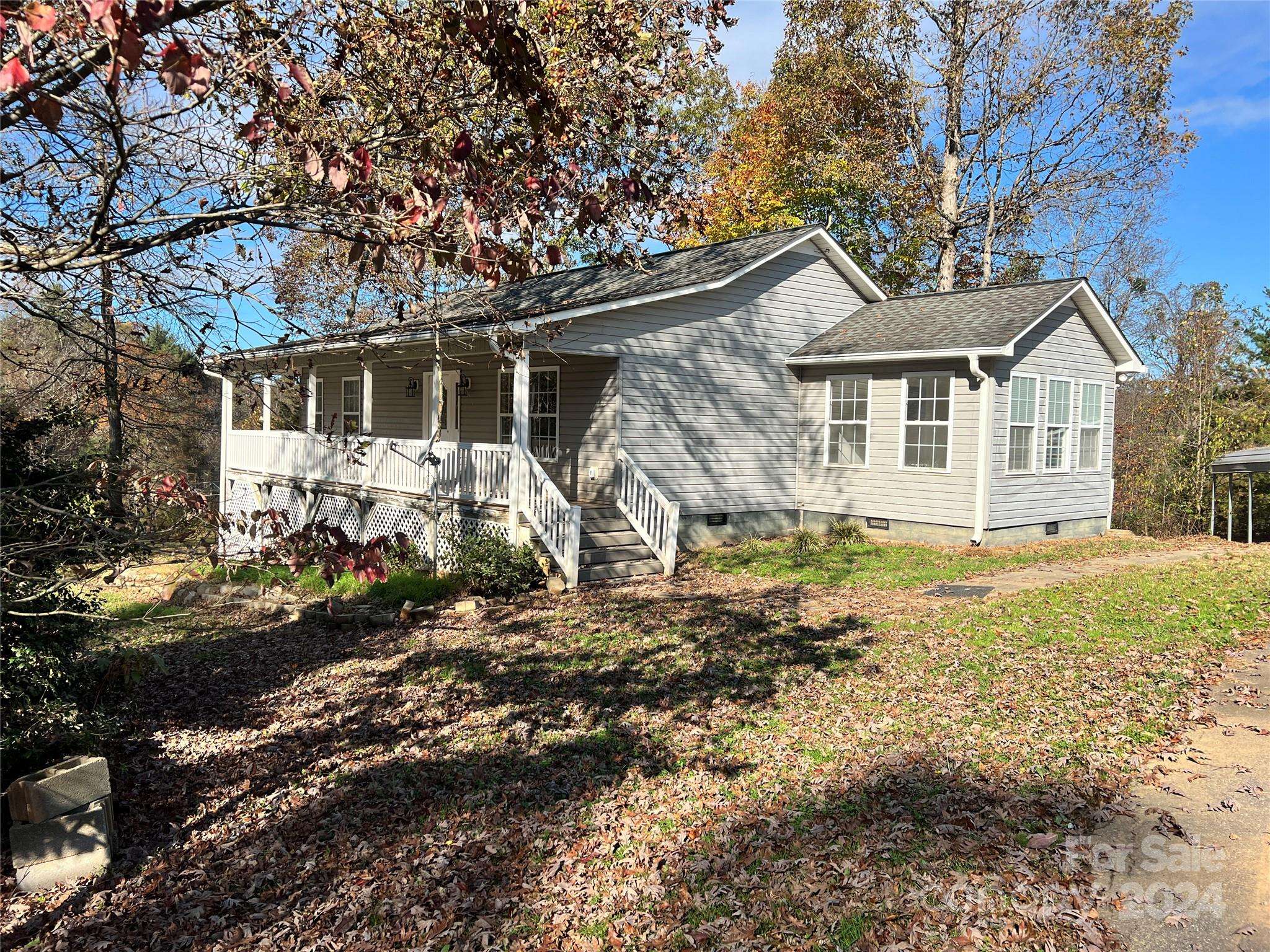 Union Grove, NC 28689,374 Deer LN