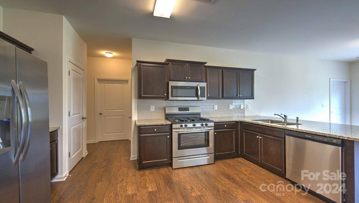 Fletcher, NC 28732,134 Shorthorn RD