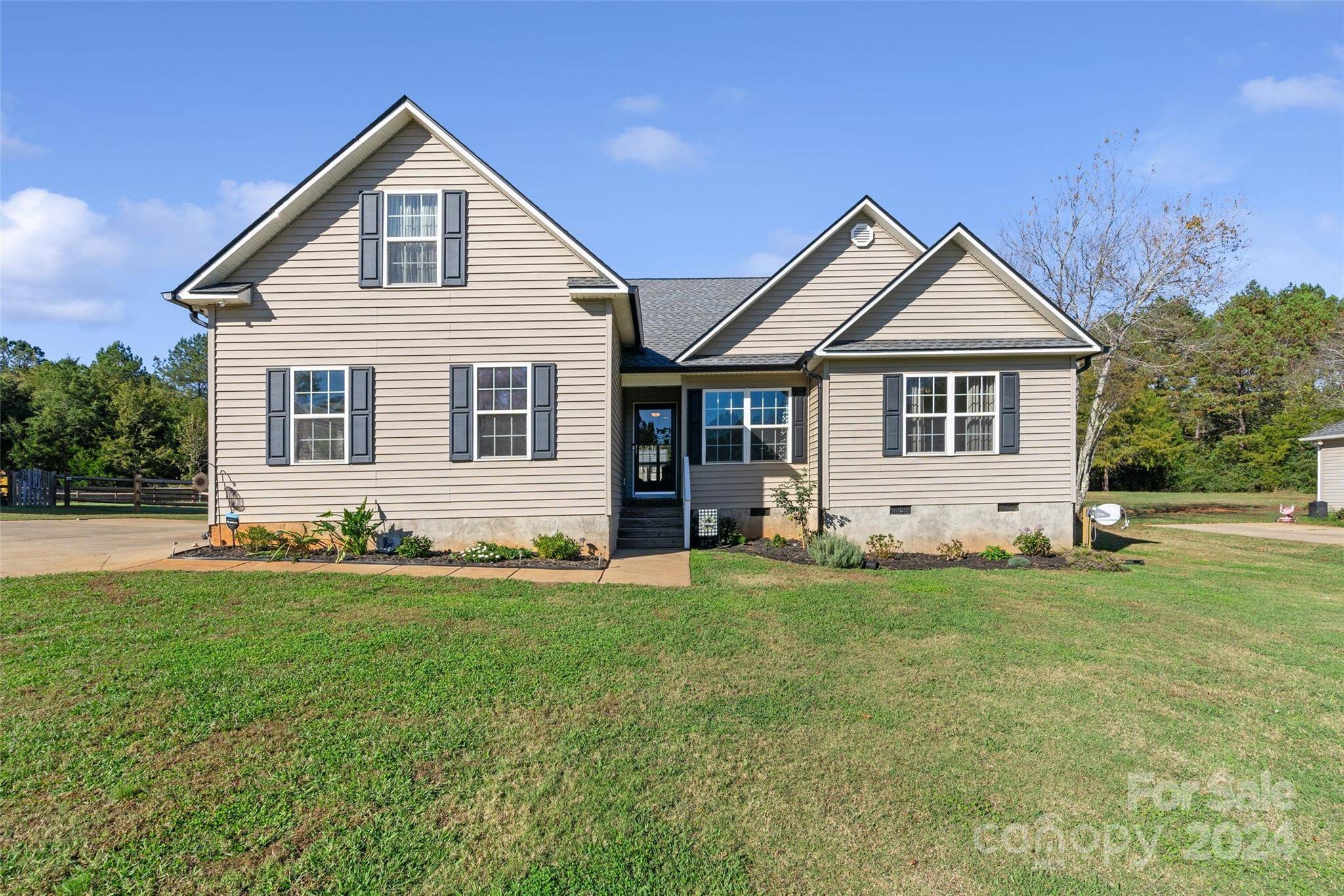 York, SC 29745,527 Sand Trap DR