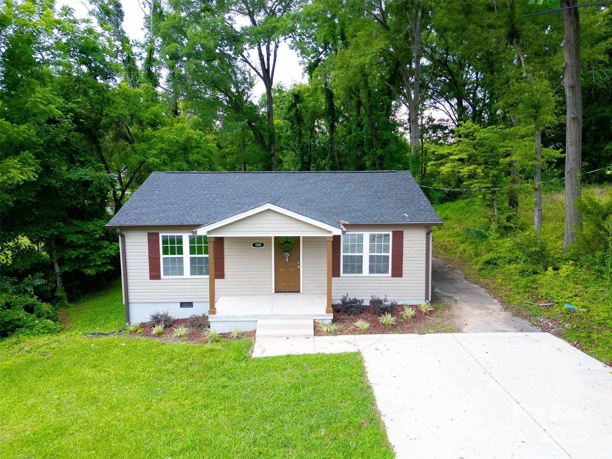 Bessemer City, NC 28016,108 W Maryland AVE