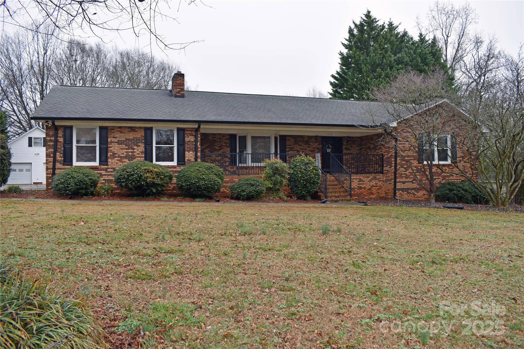 Lincolnton, NC 28092,115 Turner ST