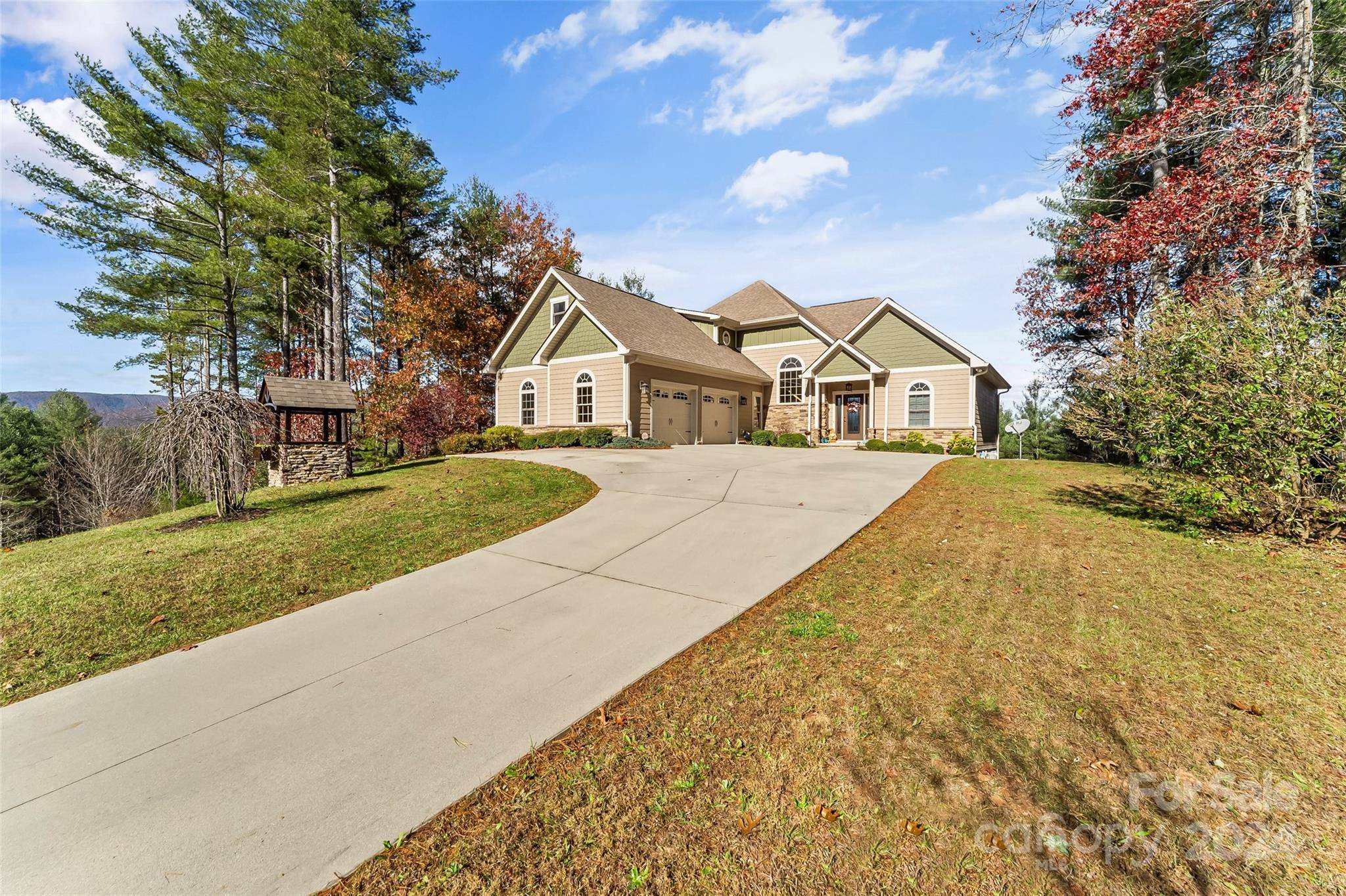 Lenoir, NC 28645,5346 Oak Crest LN