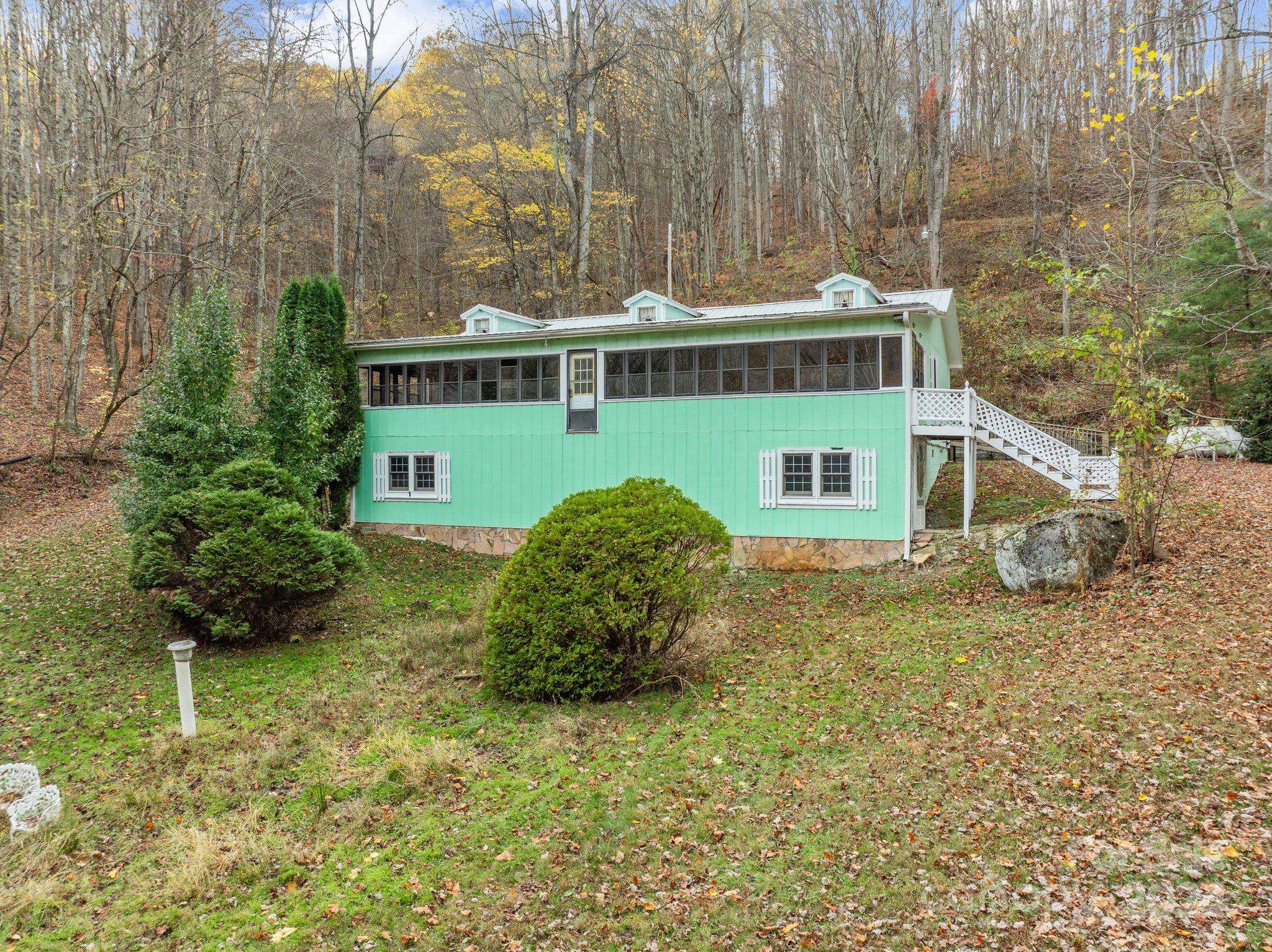 Hot Springs, NC 28743,61 Doe LOOP