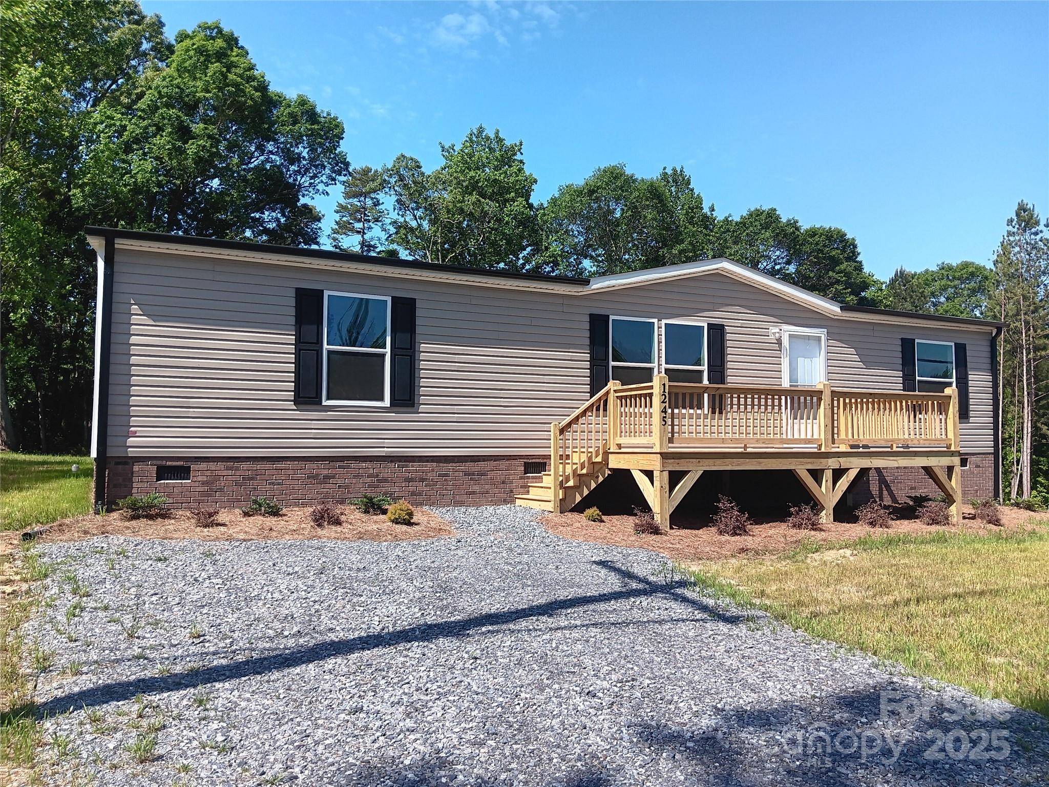 Grover, NC 28073,1245 Cleveland AVE