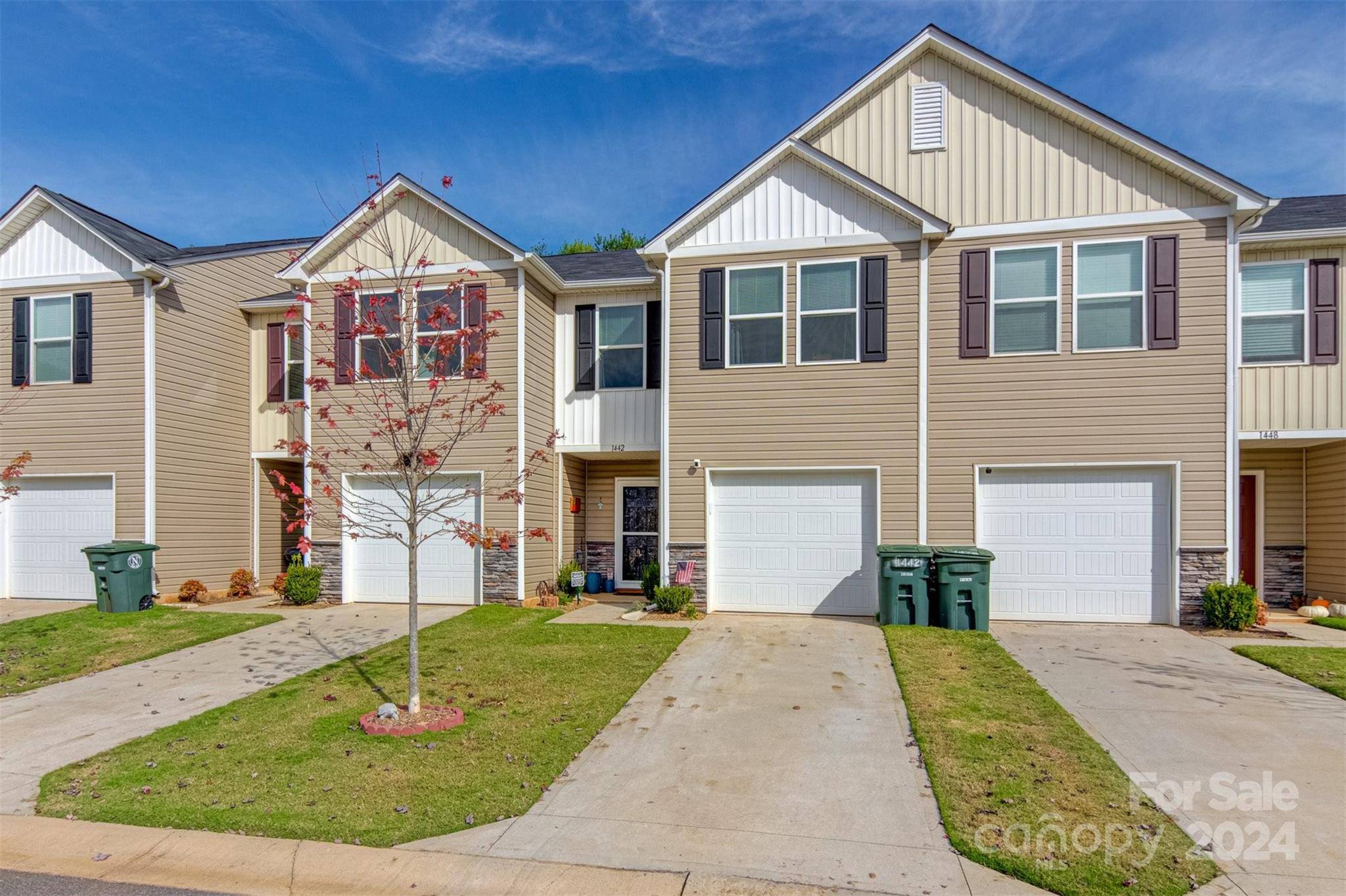 Newton, NC 28658,1442 Cypress LOOP