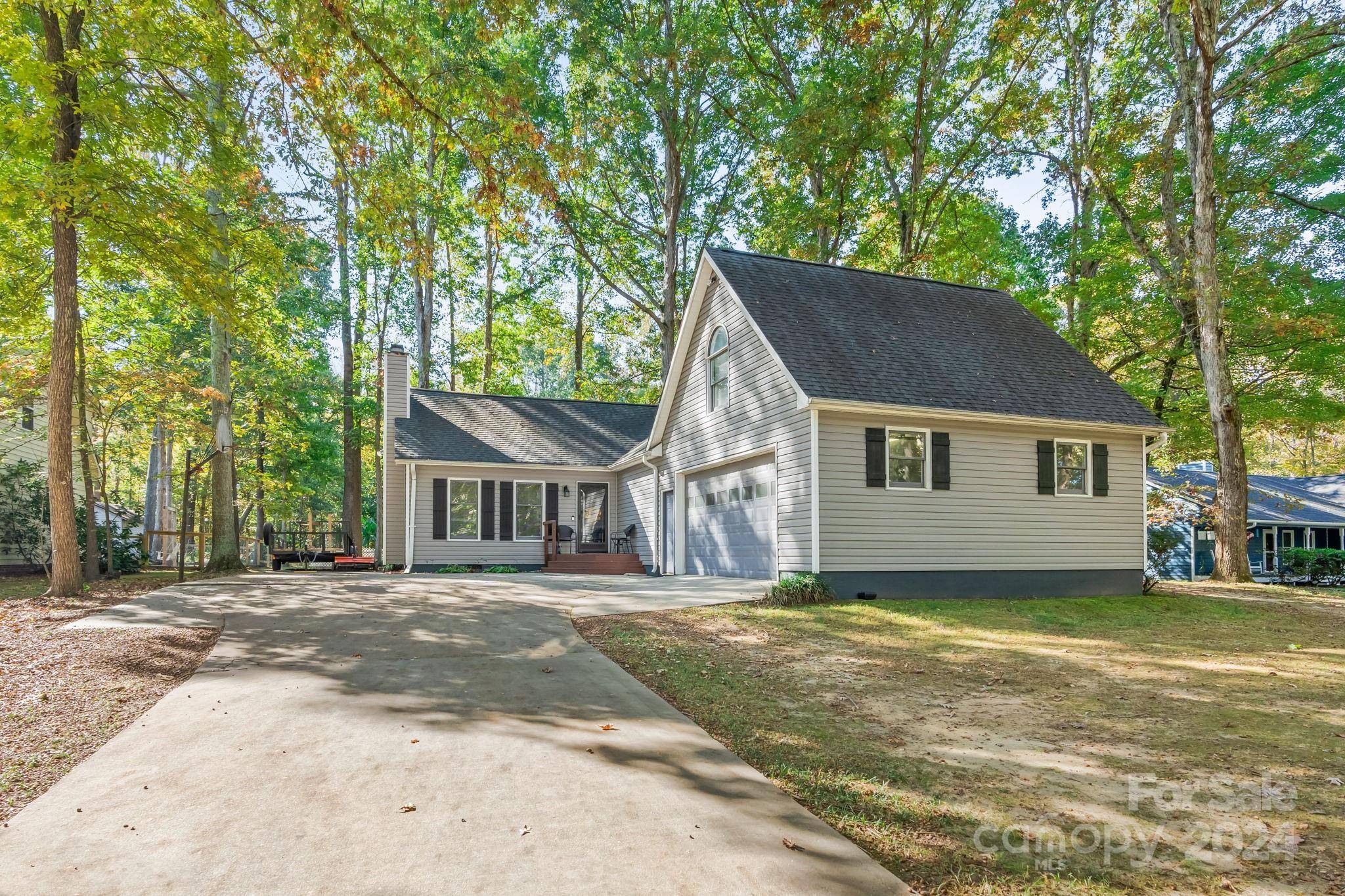 Lexington, NC 27295,289 Kelly LN