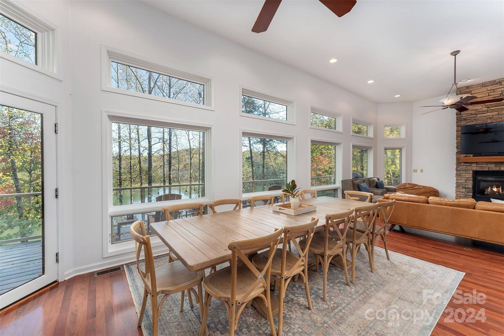 Lake Lure, NC 28746,216 Woodland CIR